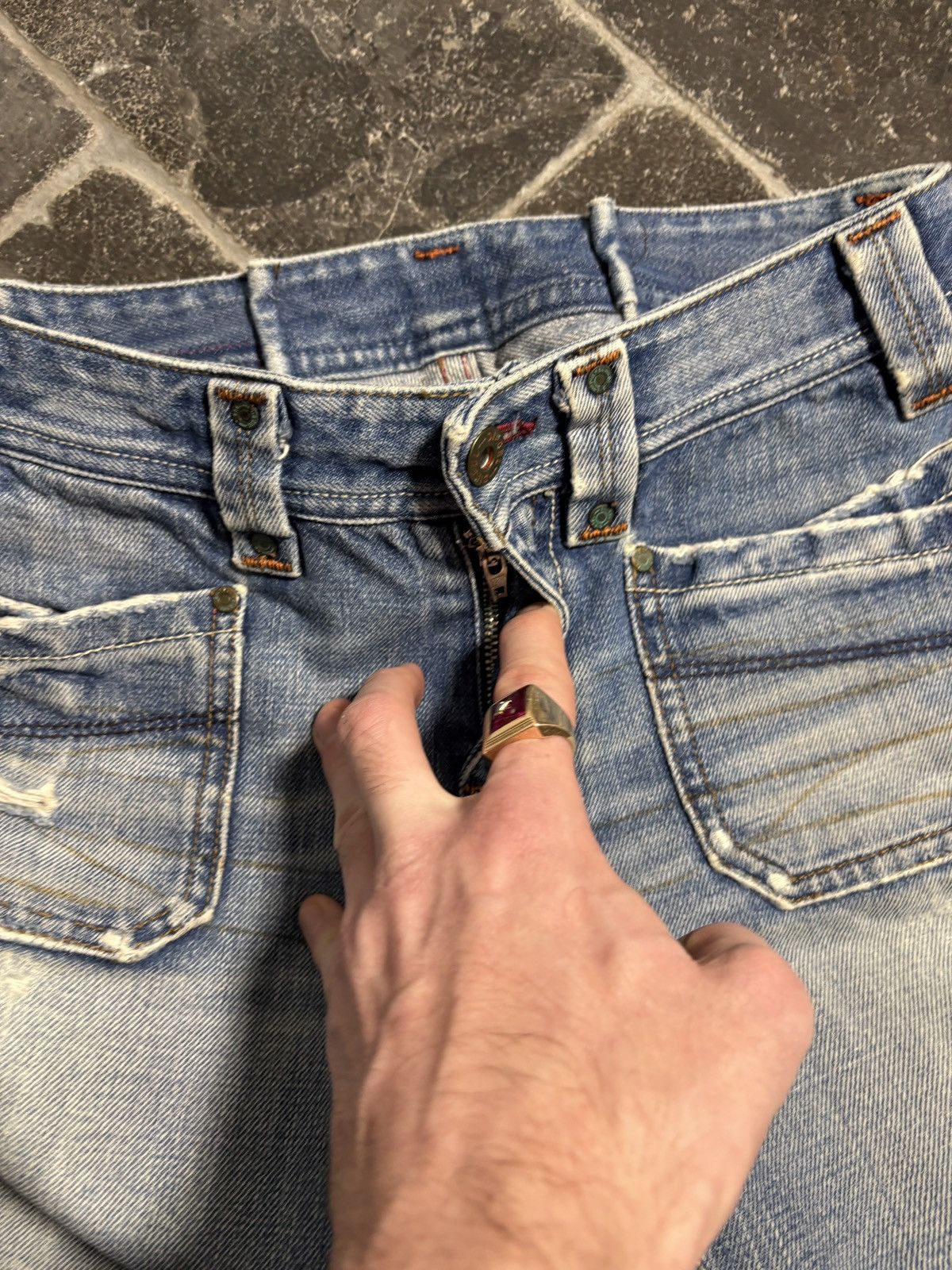 Diesel Vintage Diesel Jeans Y2K 2005 Made in Italy Denim Keate Blue Size 26" / US 2 / IT 38 - 20 Thumbnail