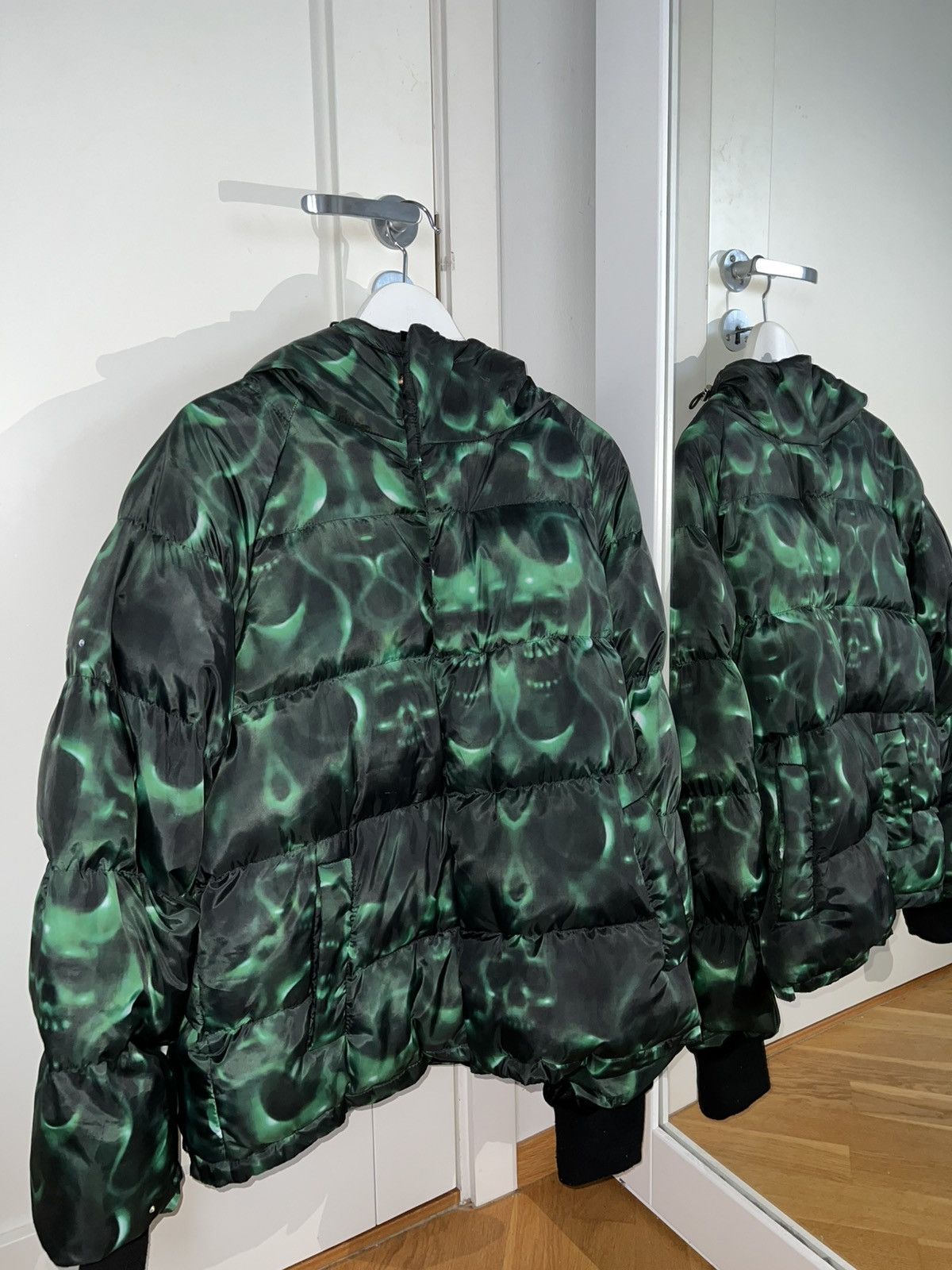 Other Vira Exclusive Size US XL / EU 56 / 4 - 1 Thumbnail