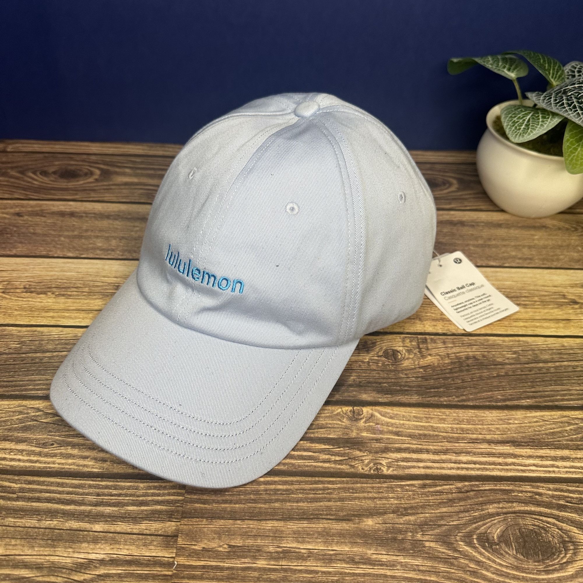Lululemon Lululemon Classic Ball Cap Adjustable Hat NWT Size S/M Size ONE SIZE - 1 Thumbnail