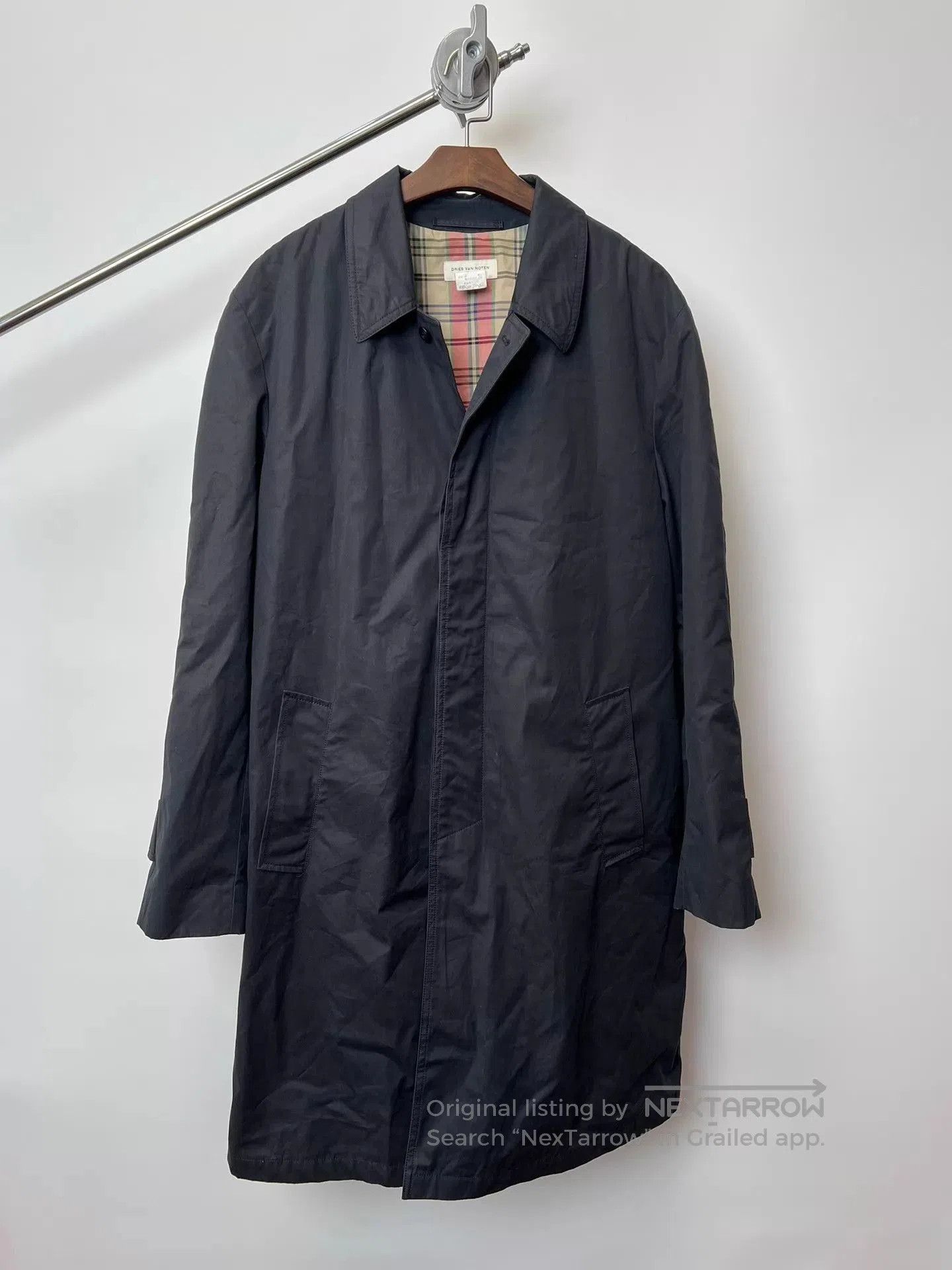 Dries Van Noten Black Long Coat with Plaid Lining - Size L. Size US L / EU 52-54 / 3 - 1 Thumbnail