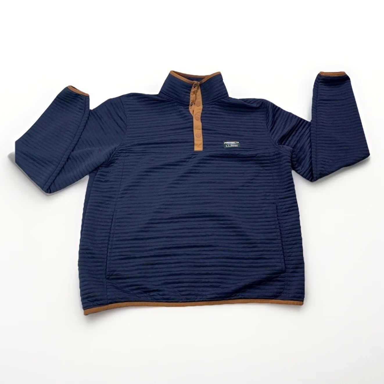 Vintage VINTAGE? No. LL Bean Slightly Fitted “Airlight” Ribbed Quarter Snap Pocket Front Large Sweater Mens L Blue Pullover N/A Size US L / EU 52-54 / 3 - 2 Thumbnail
