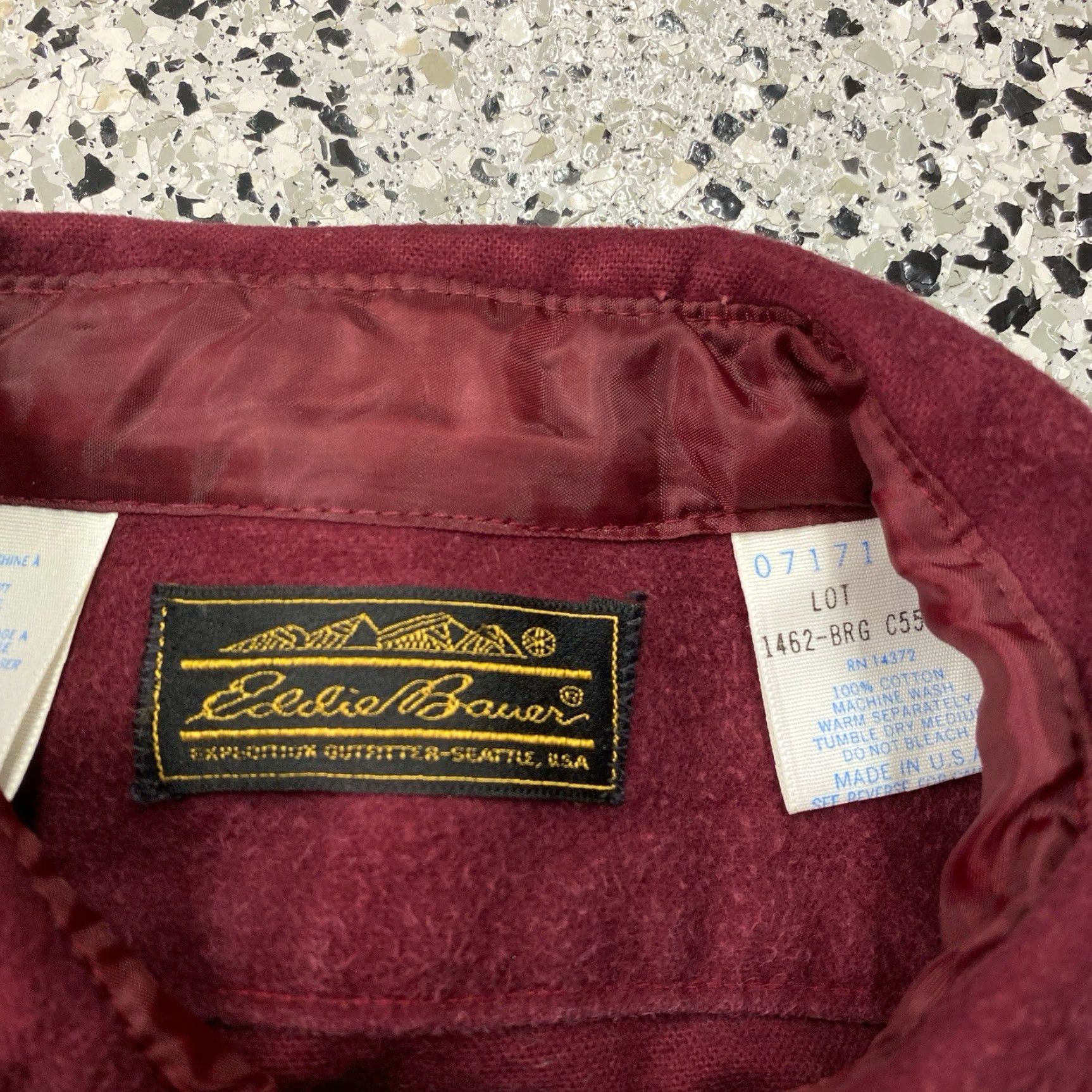Eddie Bauer VINTAGE Eddie Bauer Red Long Sleeve Button Up Chamois Shirt Mens L Size US L / EU 52-54 / 3 - 2 Thumbnail