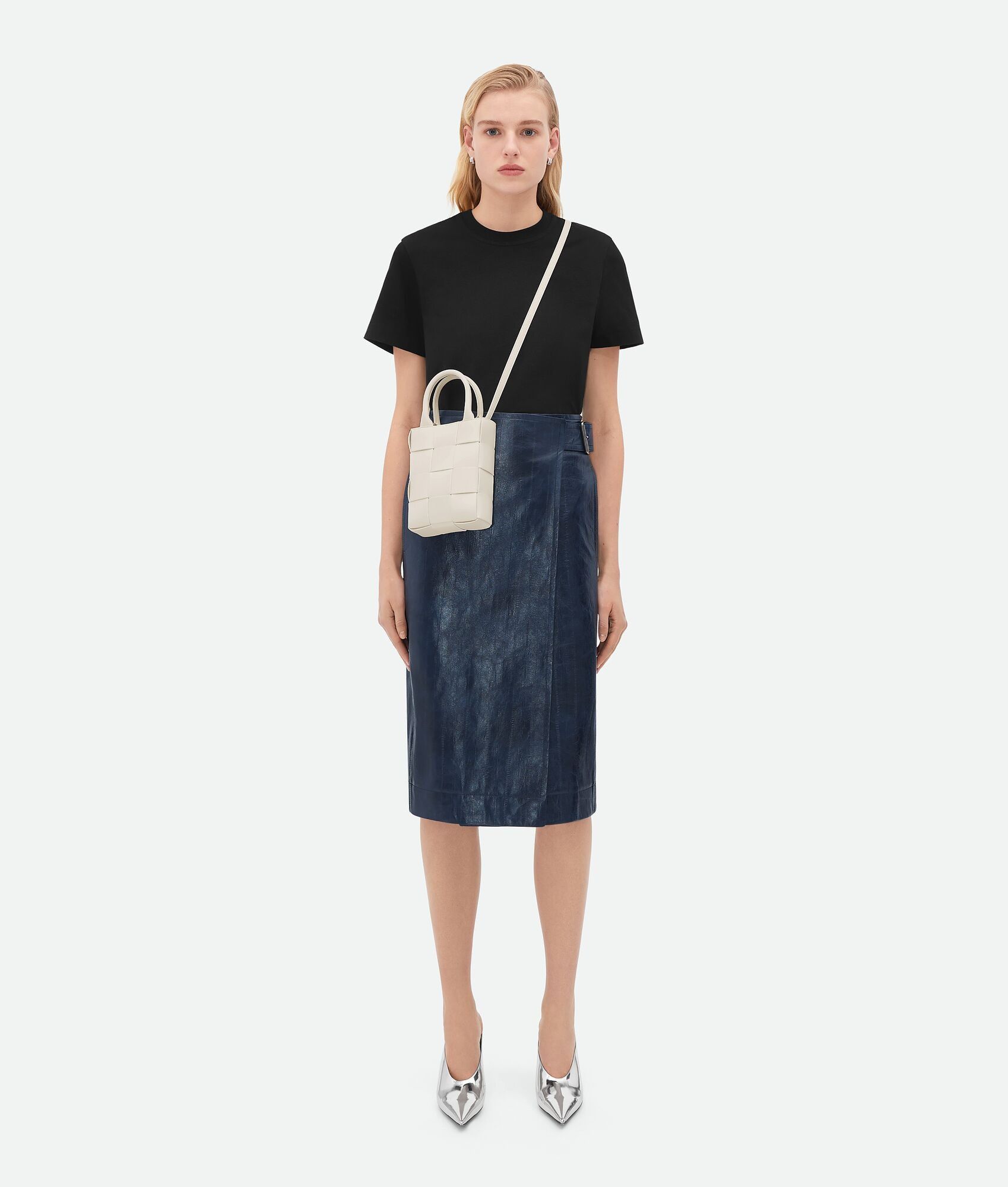 Bottega Veneta o1n1vont0325 Size: OS / Unisex Mini Cassette Tote Bag White Size ONE SIZE - 4 Thumbnail
