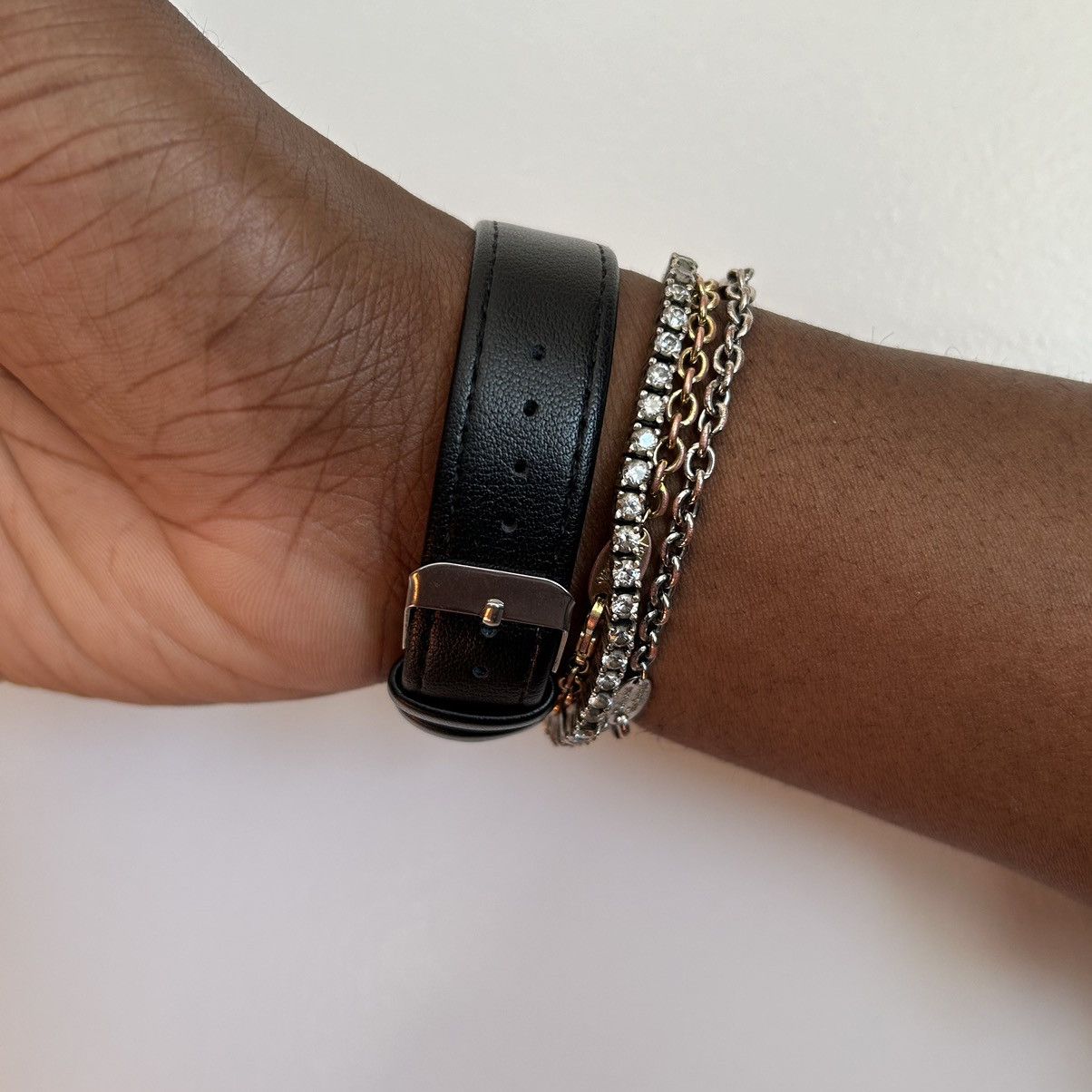 Vintage Vintage 90s vintage retro luxury style quartz leather watch Size ONE SIZE - 5 Thumbnail