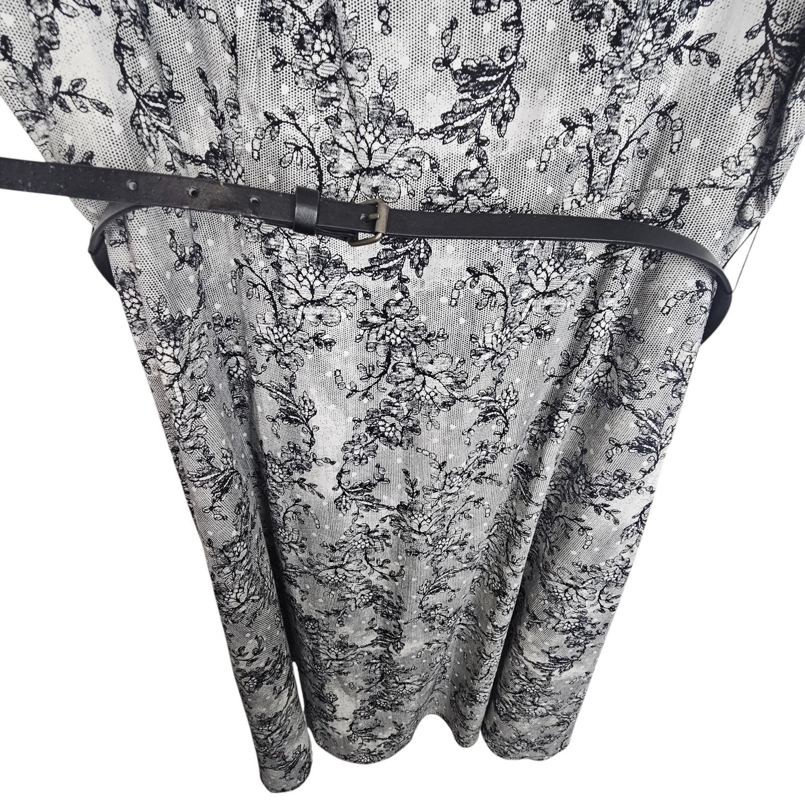 Torrid Torrid Womens Floral Swing Dress Plus Size 18 Wedding Guest Size XXL / US 16-18 / IT 52-54 - 4 Thumbnail
