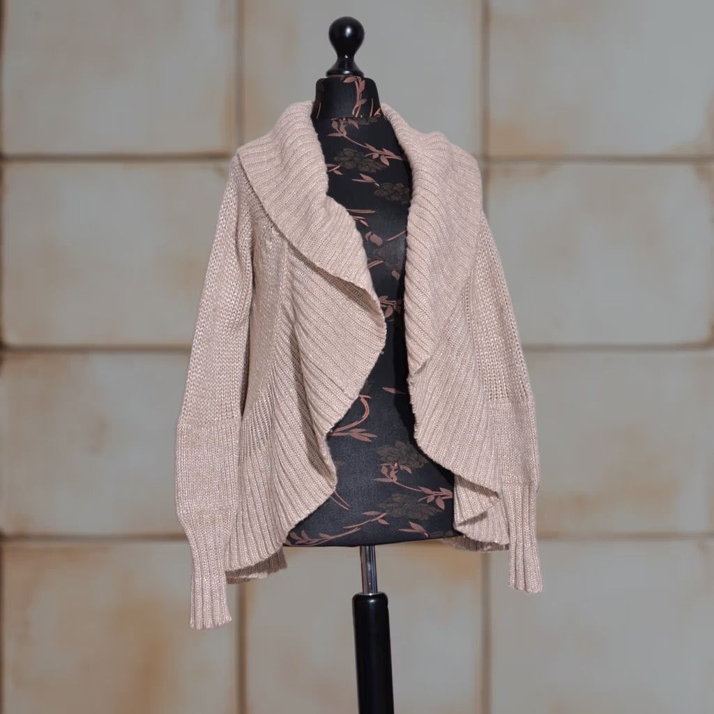 Diane von Furstenberg Diane von Furstenberg Wool Blend Knitted Beige Open Cardigan Jumper Size M Women Cardigan XS? Size M / US 6-8 / IT 42-44 - 1 Thumbnail