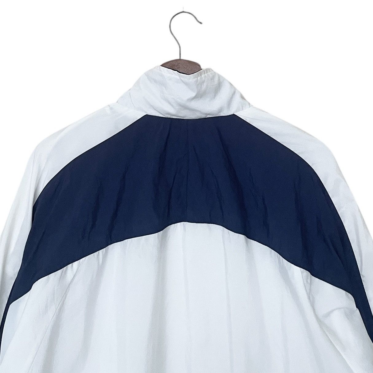 Nike × Vintage Vintage Brand Nike Windbreaker 1990s Size US L / EU 52-54 / 3 - 8 Thumbnail