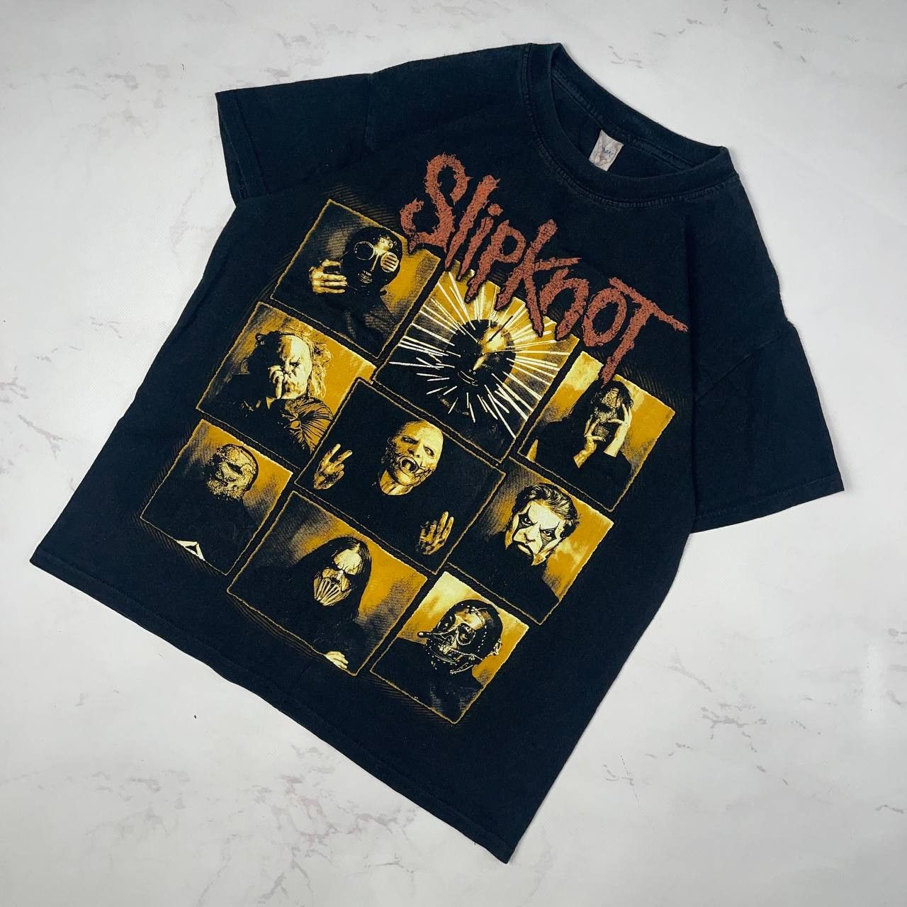 Vintage Vintage x Band Tees Slipknot Metal Rock Band TShirt Size S Size US S / EU 44-46 / 1 - 1 Thumbnail