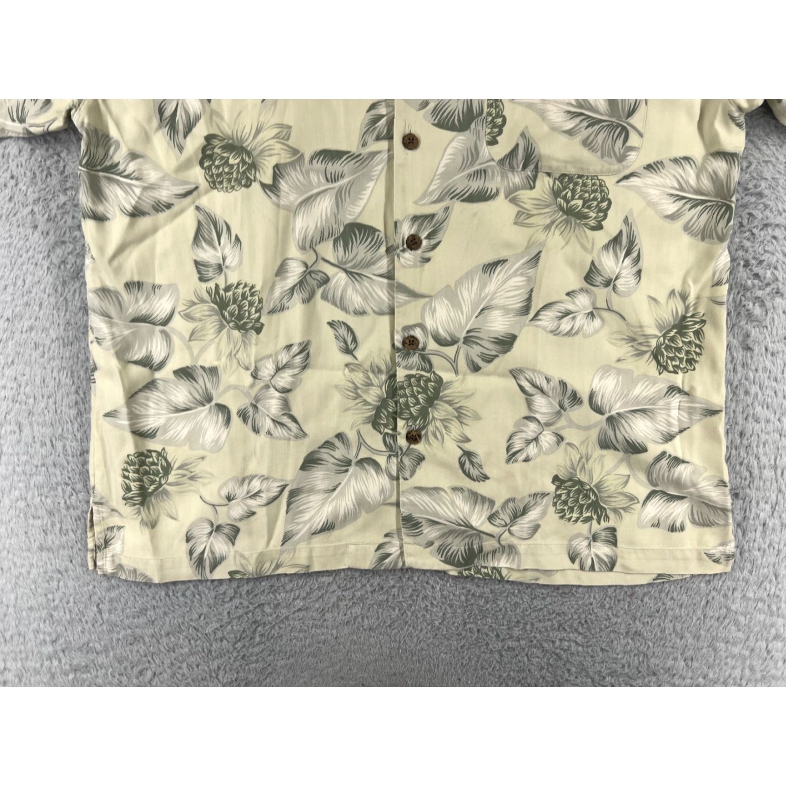 Tommy Bahama VINTAGE Tommy Bahama Shirt Mens XL Ivory Floral Palm Button Up Hawaiian Silk Size US XL / EU 56 / 4 - 7 Thumbnail