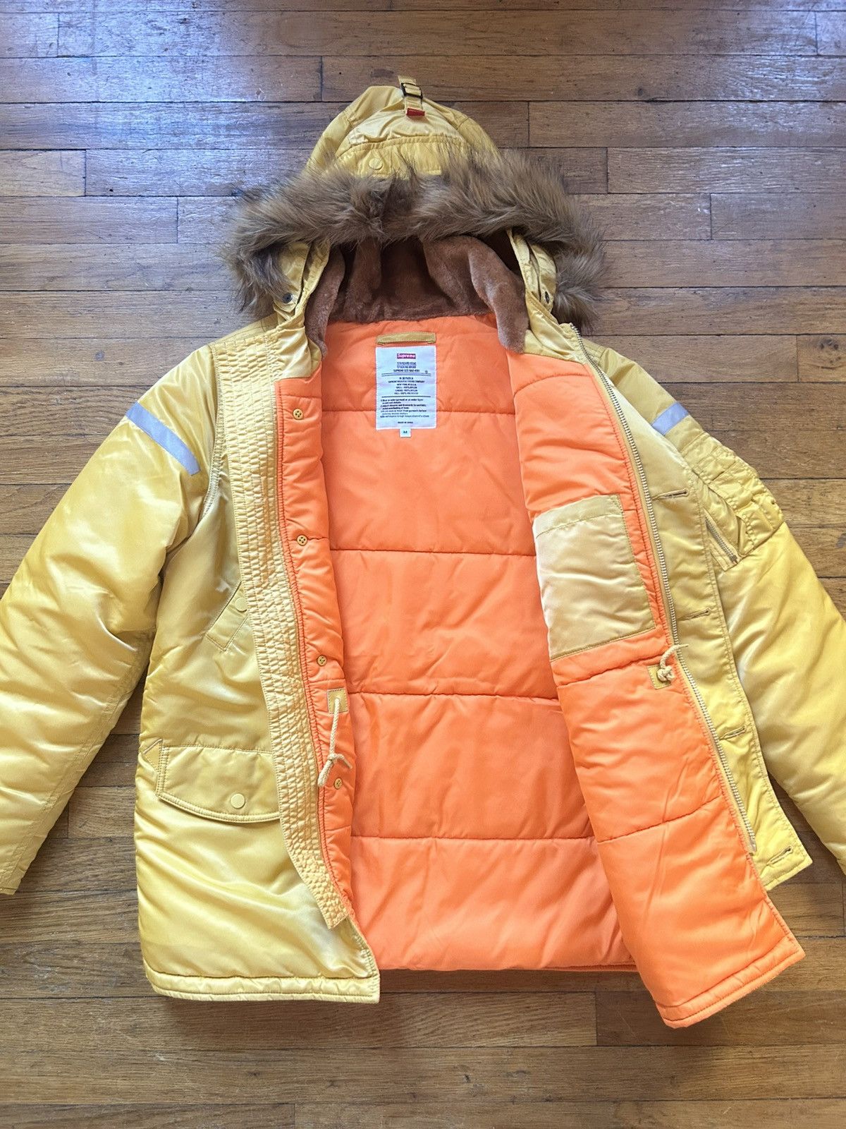 Supreme FW17 Reflective Cross N-3B Fur Parka Size US M / EU 48-50 / 2 - 3 Thumbnail