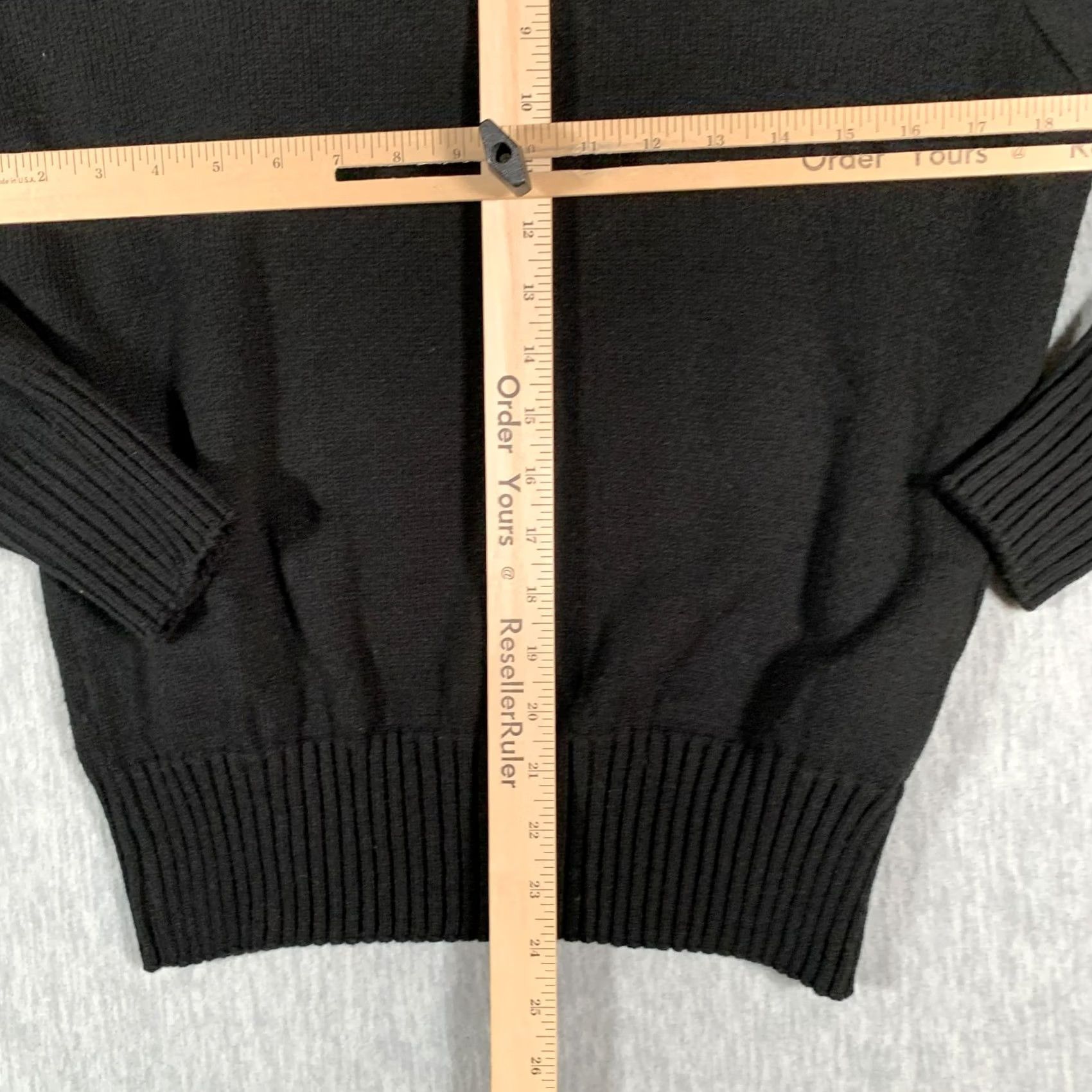 Commando Vintage Jack Young Sweater Mens Medium Black V-Neck Pullover Combat/Navy Knit 80s US Made Size US M / EU 48-50 / 2 - 7 Thumbnail