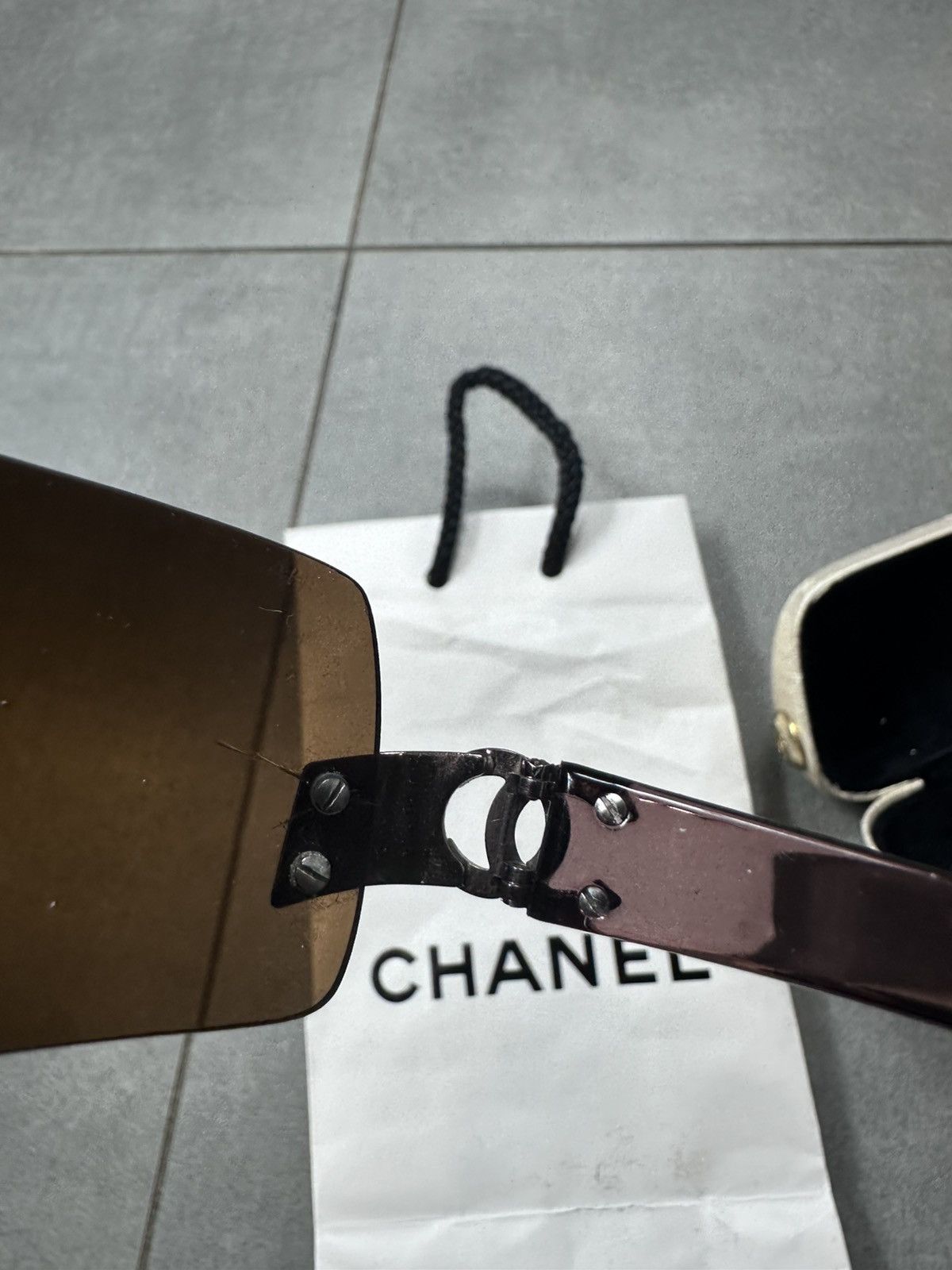 Chanel CHANEL Sunglasses Rimless Rhinestone Shields CC Logo 4048 Size ONE SIZE - 17 Thumbnail