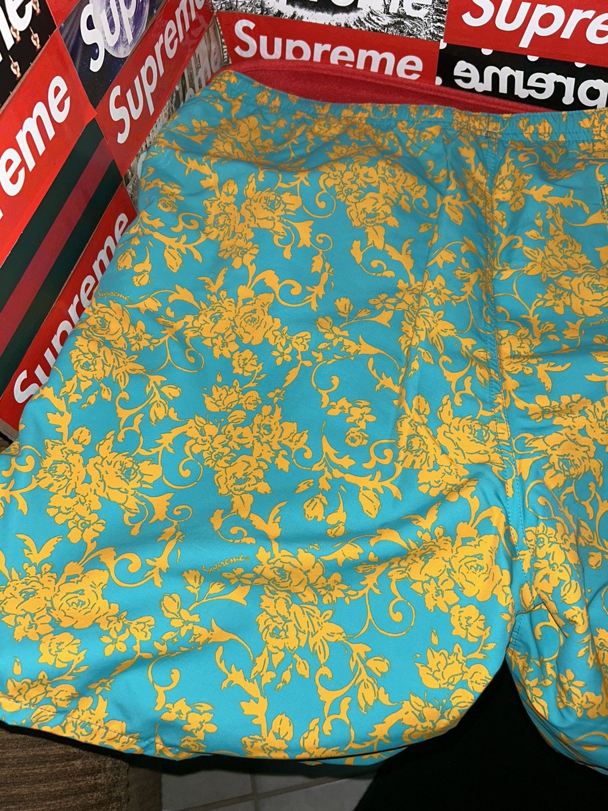 Supreme Supreme Nylon Water Shorts Teal Floral SS20 size XL NEW Size US 36 / EU 52 - 9 Thumbnail