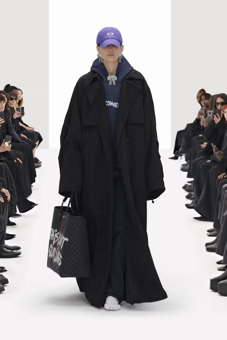 Balenciaga BALENCIAGA 2022 Spring Demna "NO COMMENT" Pullover Hoodie Size US S / EU 44-46 / 1 - 2 Thumbnail