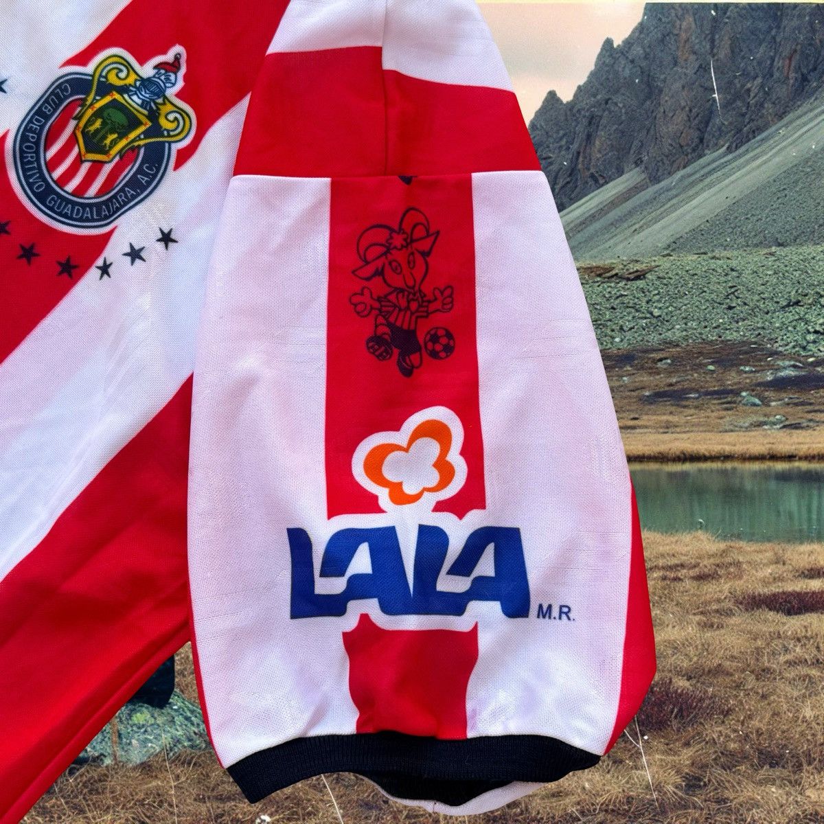 Vintage 90s Chivas Guadalajara Vintage Bootleg Soccer Jersey XL. Size US XL / EU 56 / 4 - 8 Thumbnail