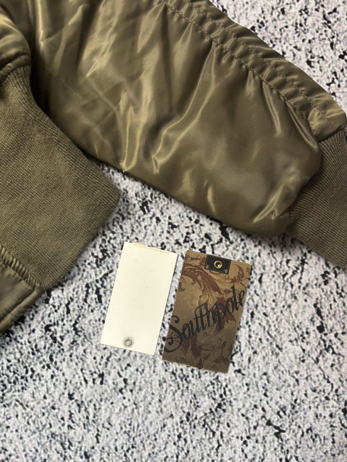 Southpole Deadstock SOUTHPOLE N2B Faux fur cropped bomber jacket Size S / US 4 / IT 40 - 11 Thumbnail