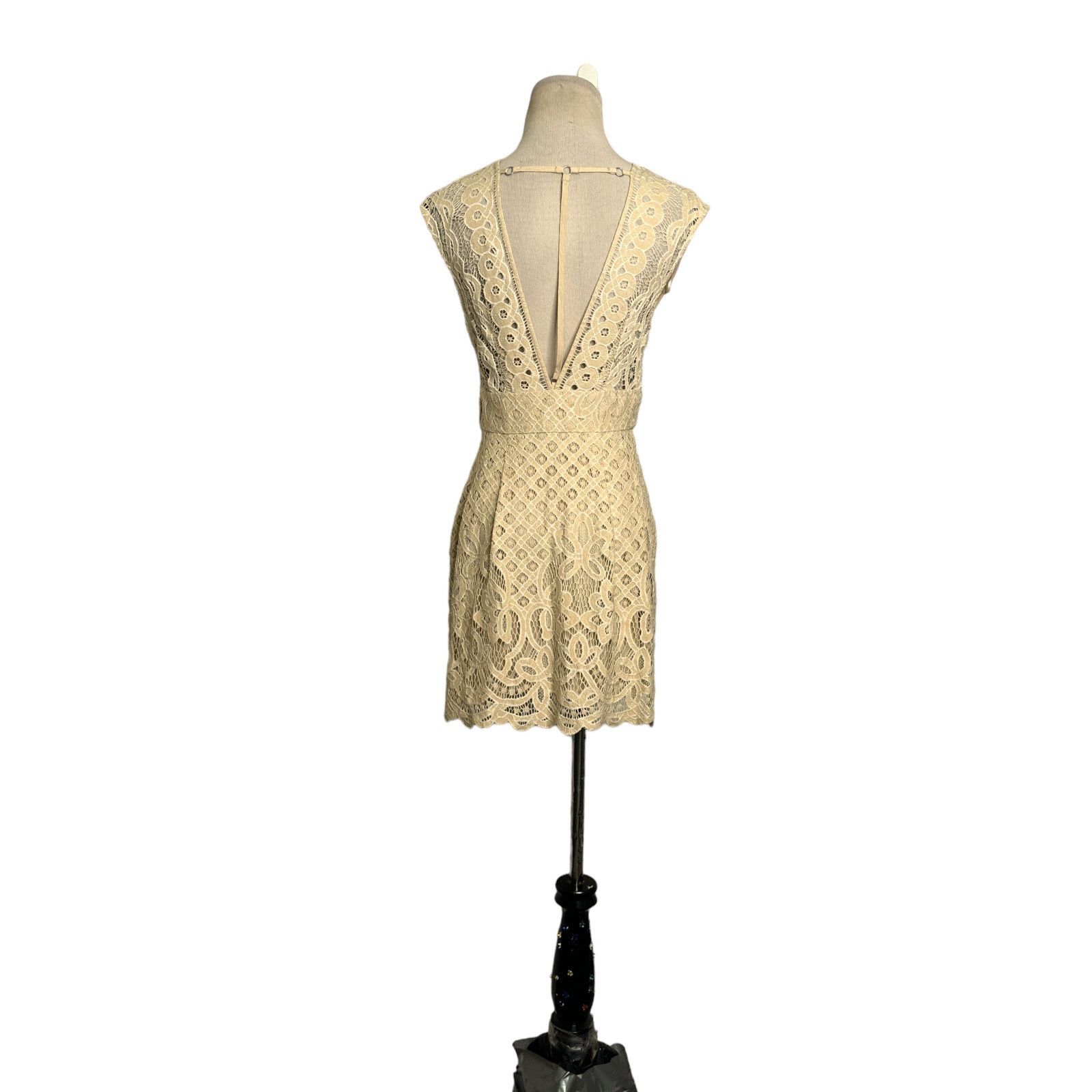 Free People Beige Lace One Million lovers Mini Dress Size 0
