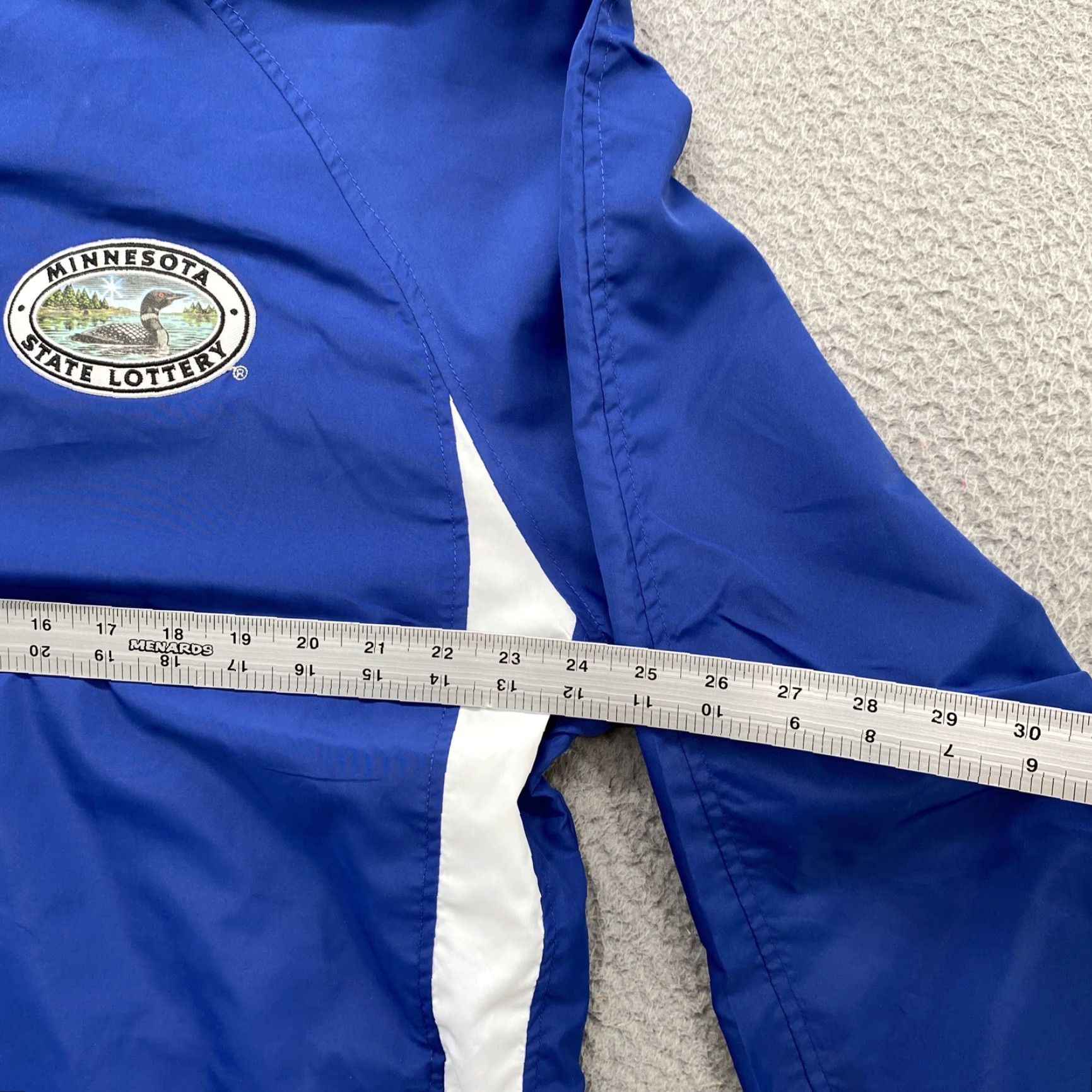 Vintage Minnesota State Lottery Blue Windbreaker Jacket V Neck Men’s XL Size XL Windbreaker Shirt? Size US XL / EU 56 / 4 - 5 Thumbnail