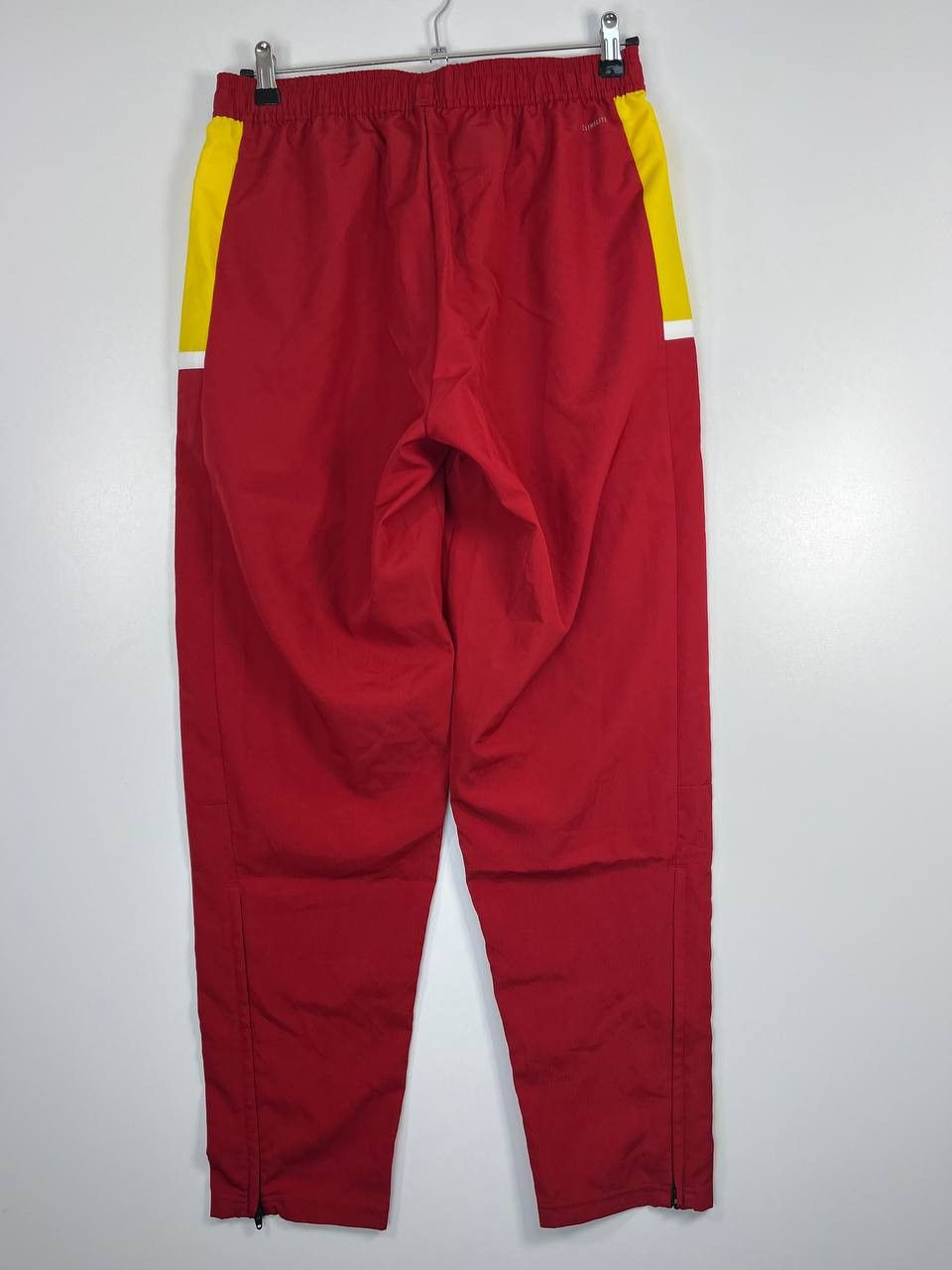 Adidas Adidas Track Pants Red Lightweight Training Pants Size M Size US 40 / EU 56 - 7 Thumbnail