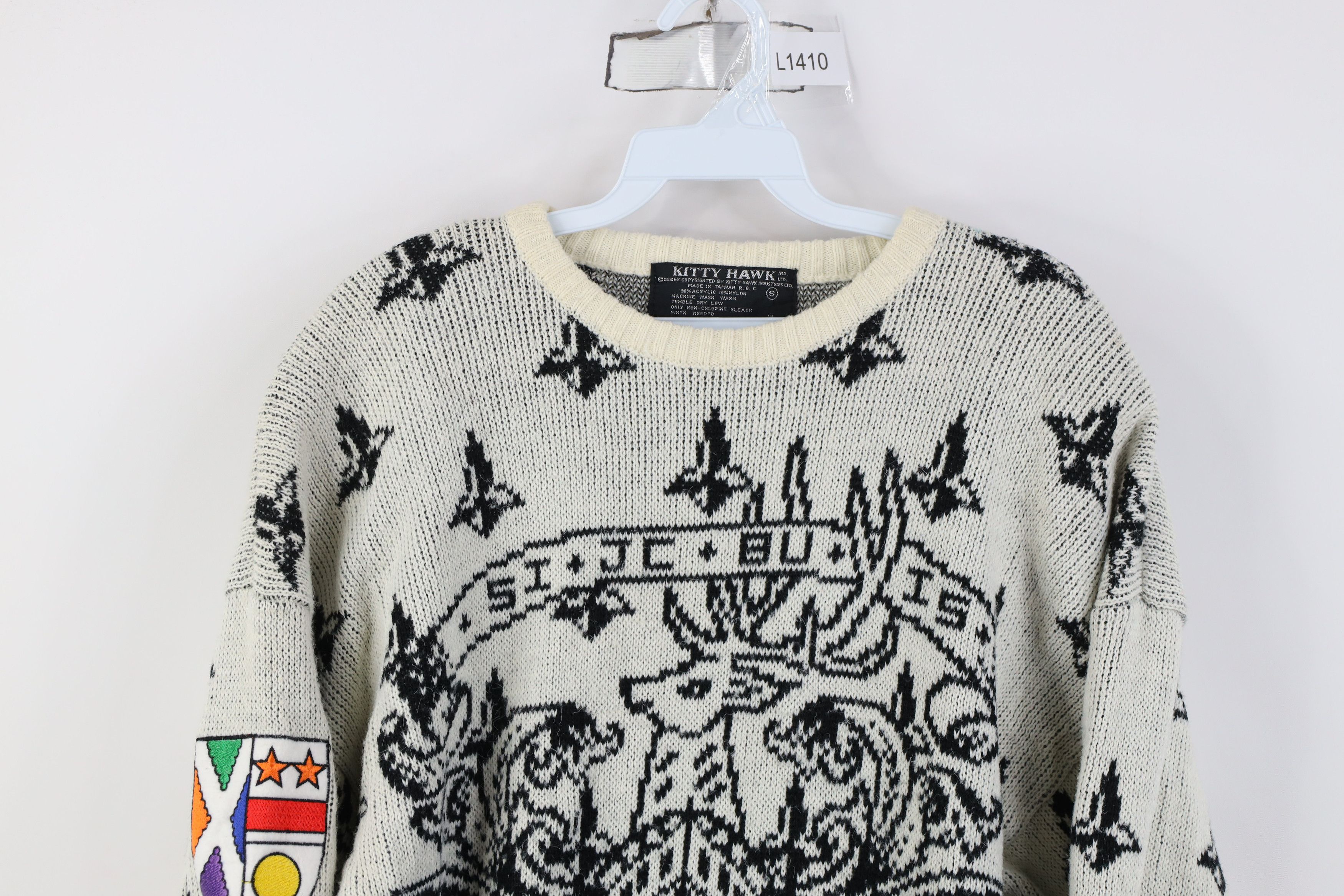 Vintage Vintage 90s Streetwear Coat of Arms Knit Crewneck Sweater Size S / US 4 / IT 40 - 2 Thumbnail