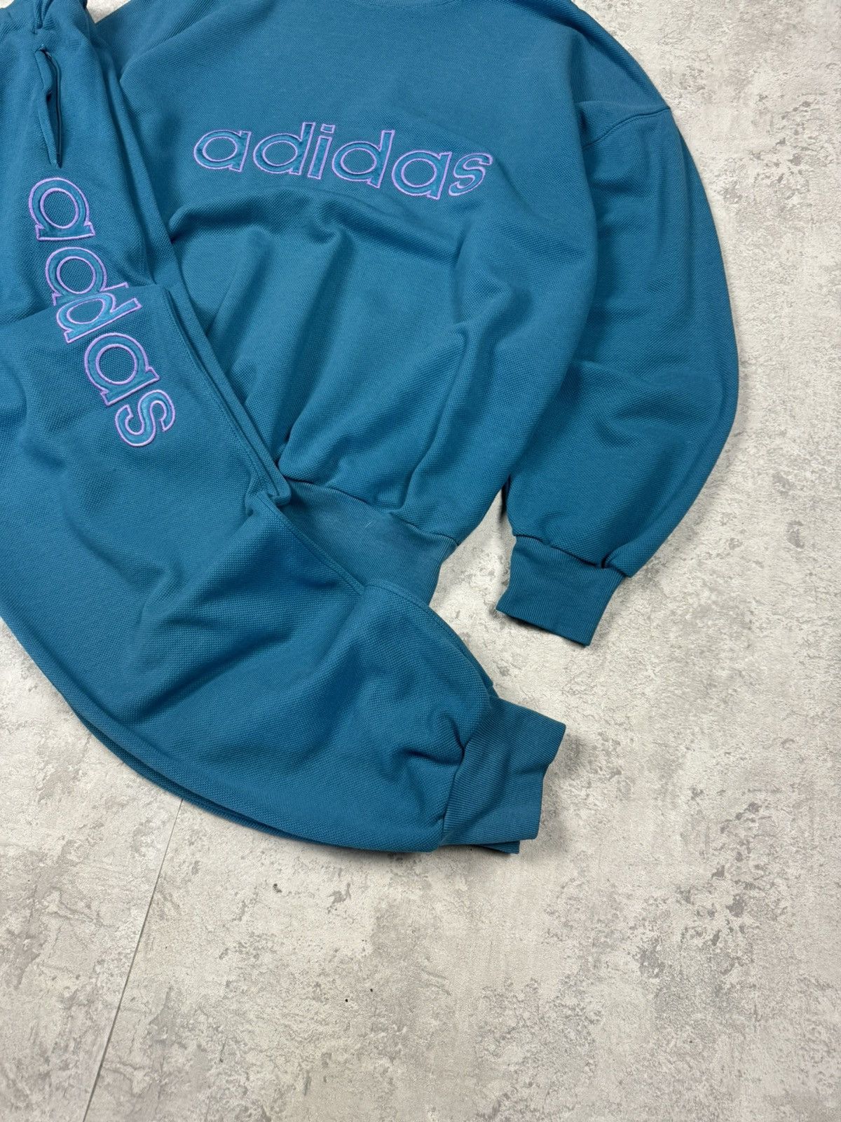 Adidas Vintage 90s RARE Men's ADIDAS Big Logo Blue Tracksuit Size L Size US L / EU 52-54 / 3 - 3 Thumbnail