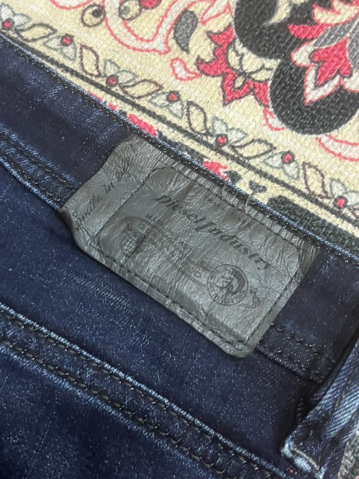 Diesel Vintage Diesel Larkee Indigo Washed Relaxed Jeans Size US 32 / EU 48 - 10 Thumbnail
