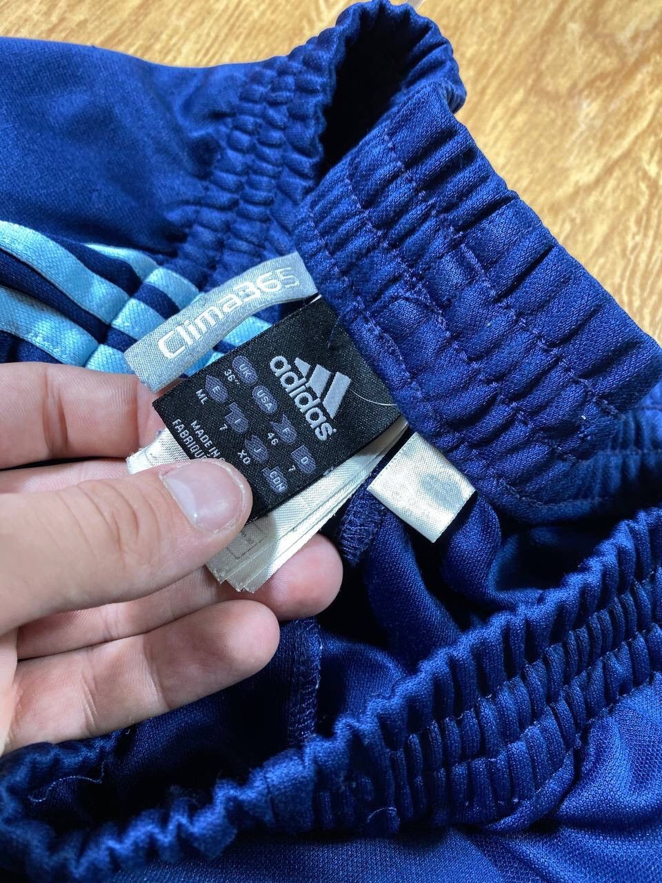 Adidas × Vintage Vintage Adidas shorts streetwear y2k casual style Size US 36 / EU 52 - 3 Thumbnail