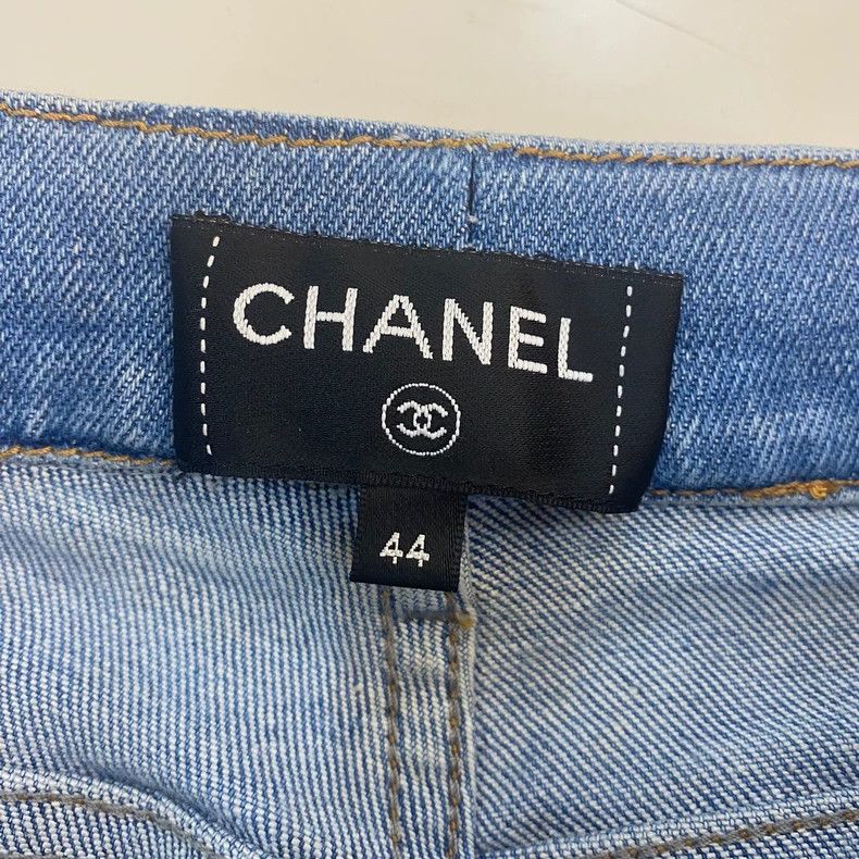Chanel Chanel Dot logo narrow-footed jeans Size 28" / US 6 / IT 42 - 4 Thumbnail