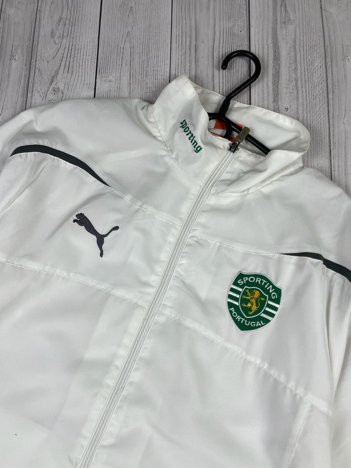 Puma Vintage puma Sporting soccer jacket size M white Size US M / EU 48-50 / 2 - 2 Thumbnail