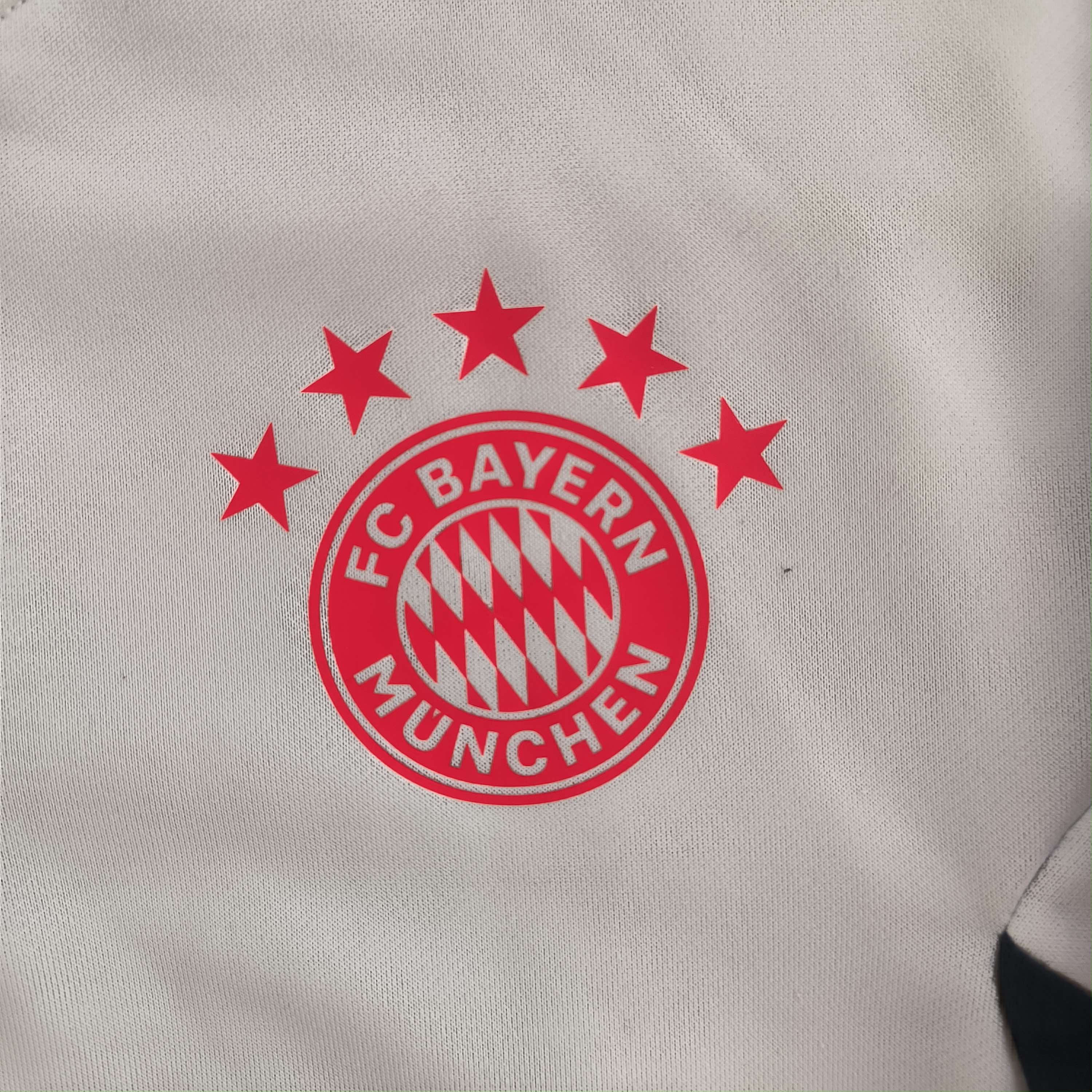 Adidas Bayern Munich 2022-23 Adidas football training top size M Size US M / EU 48-50 / 2 - 3 Thumbnail