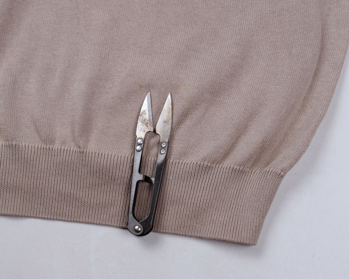 Lacoste × Vintage LACOSTE Beige V-Neck Cotton Knitted Pullover Sweater Size 4 Size US L / EU 52-54 / 3 - 11 Thumbnail