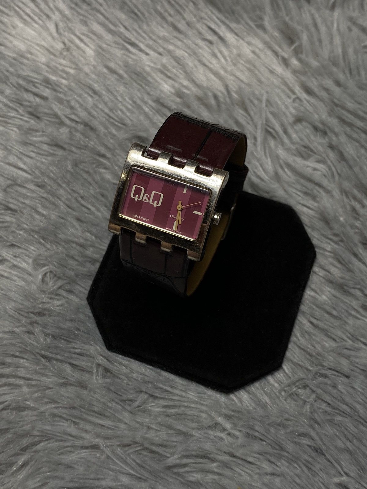 Japanese Brand × Vintage Futuristic Rectangular Dial Watch - Japanese Brand Size ONE SIZE - 1 Thumbnail