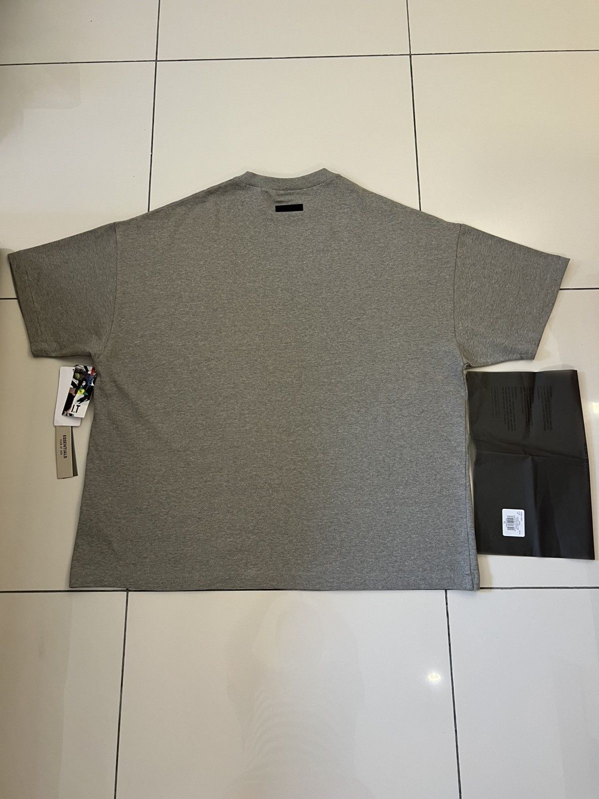 Fear of God Fear Of God Essential Heavy Jersey Tee Dark Heather Oatmeal Size US XL / EU 56 / 4 - 2 Thumbnail