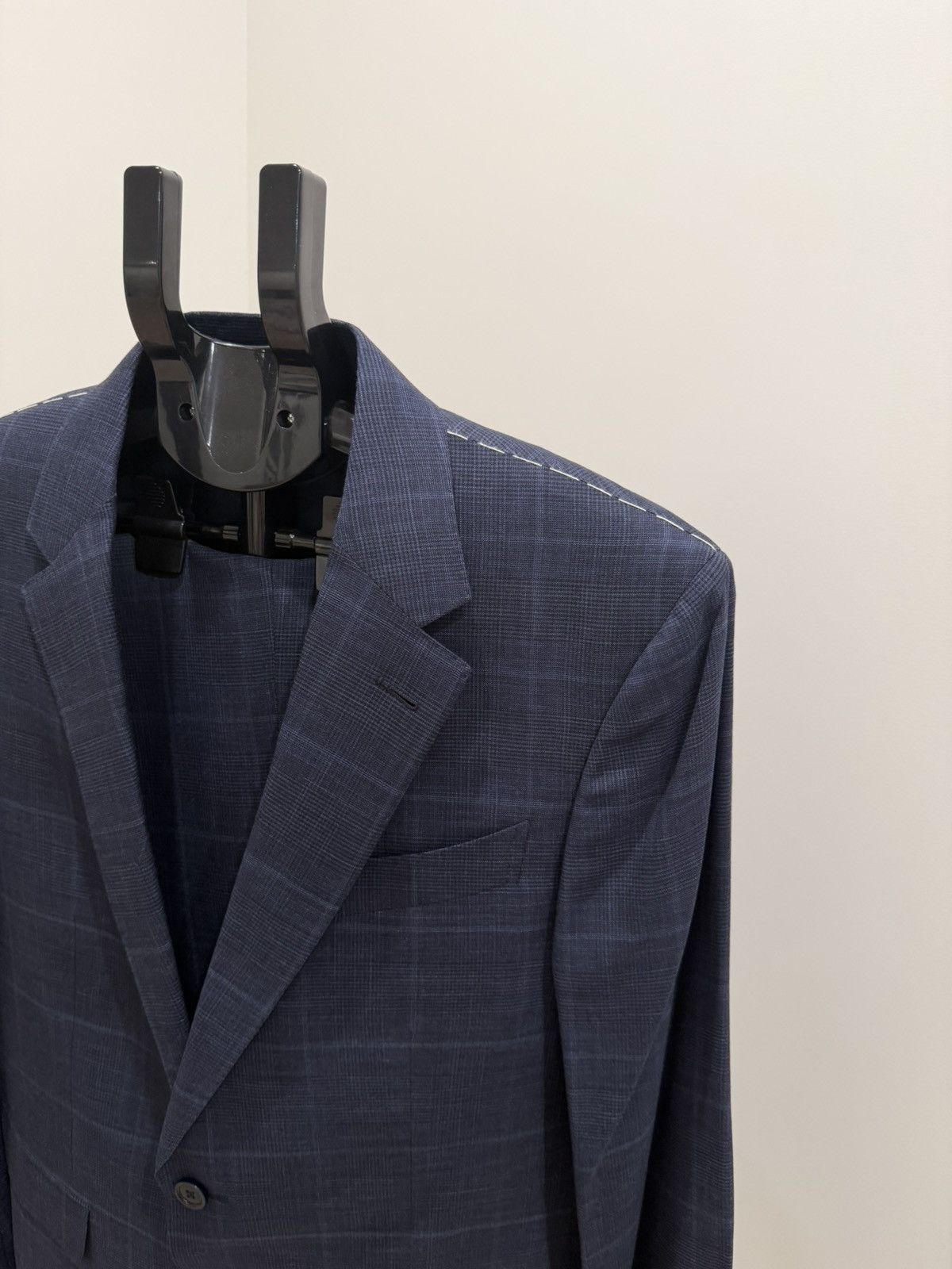 Ermenegildo Zegna Ermenegildo Zegna Navy Windowpane 2-Piece Suit 42R US/52R IT Size 42R - 2 Thumbnail