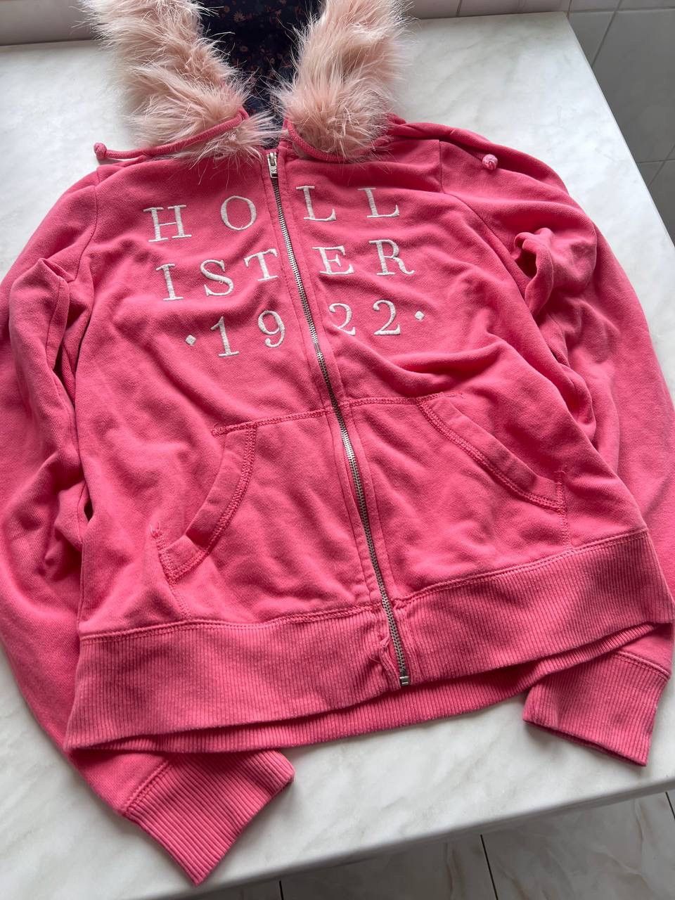 Hollister Y2K Hollister 2000s Full Faux Fuzzy Fur Hoodie Lgb Style VTG Size M / US 6-8 / IT 42-44 - 3 Thumbnail