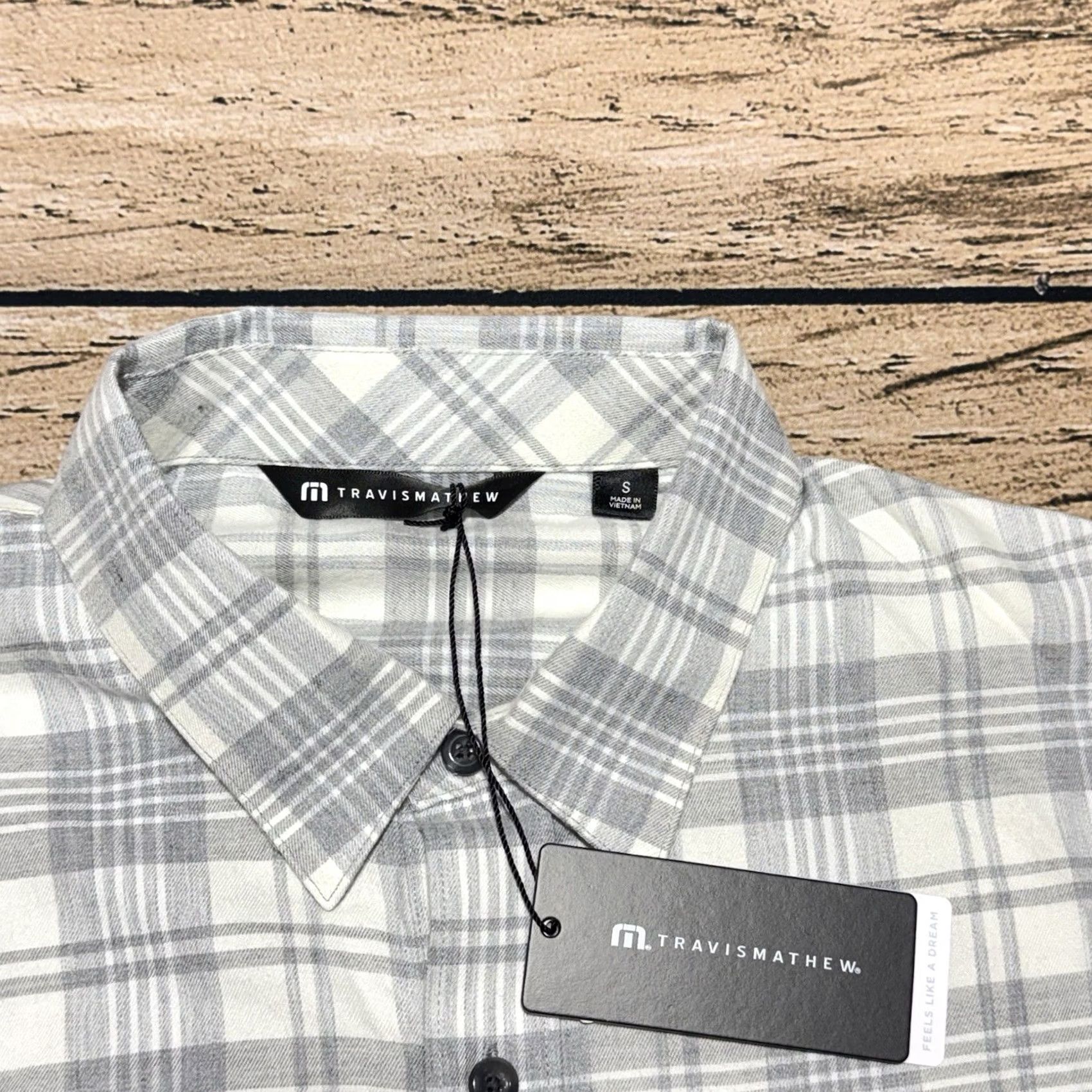 TravisMathew Travis Mathew Shirt Mens Small Gray Plaid Button-Down 1MZ383 NWT Size US S / EU 44-46 / 1 - 3 Thumbnail