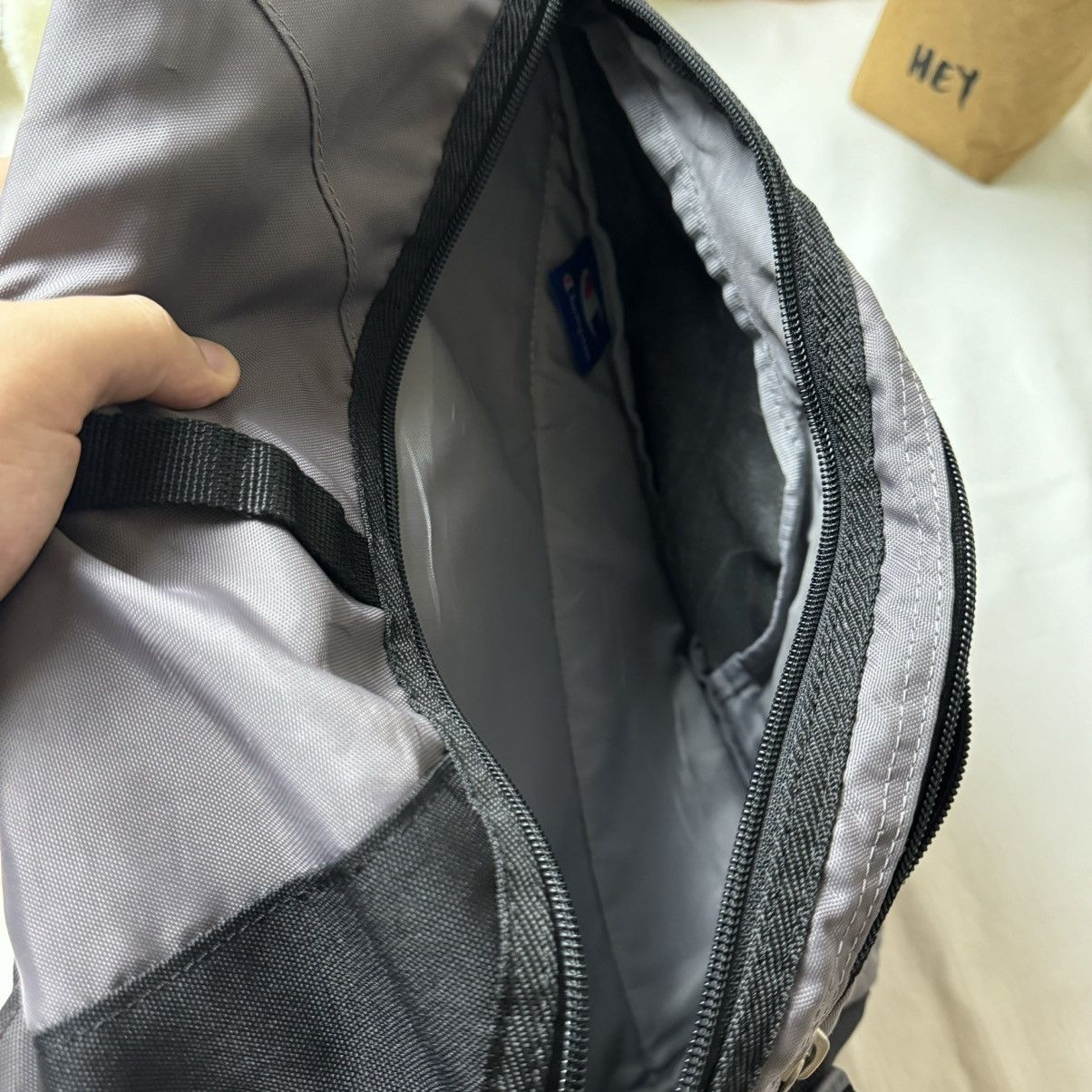 Champion × Vintage Champion Vintage Crossbody Bag Size 38 - 6 Thumbnail