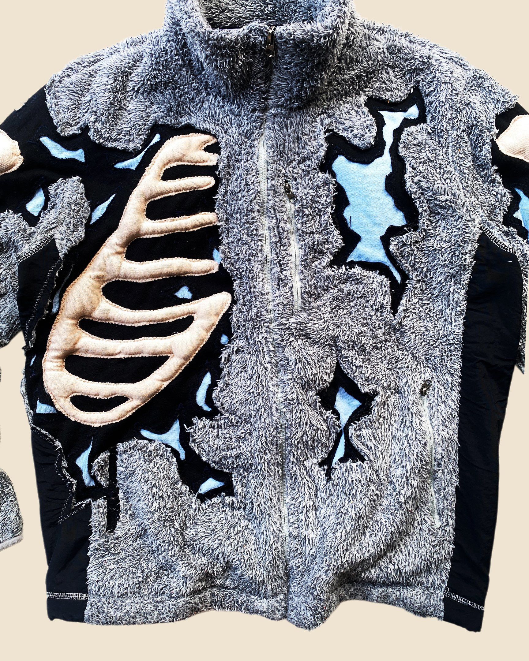 Handmade 1 OF 1 REWORKED CRACKY 3D PUFF SKELETON SHERPA JACKET SIZE M Size US M / EU 48-50 / 2 - 5 Thumbnail