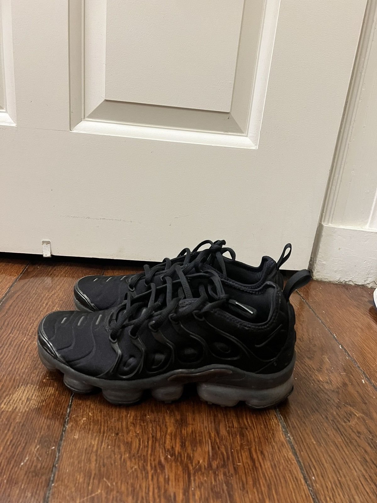 Nike Black Nike Vapormax Plus trainers Size US 8.5 / IT 38.5 - 1 Thumbnail
