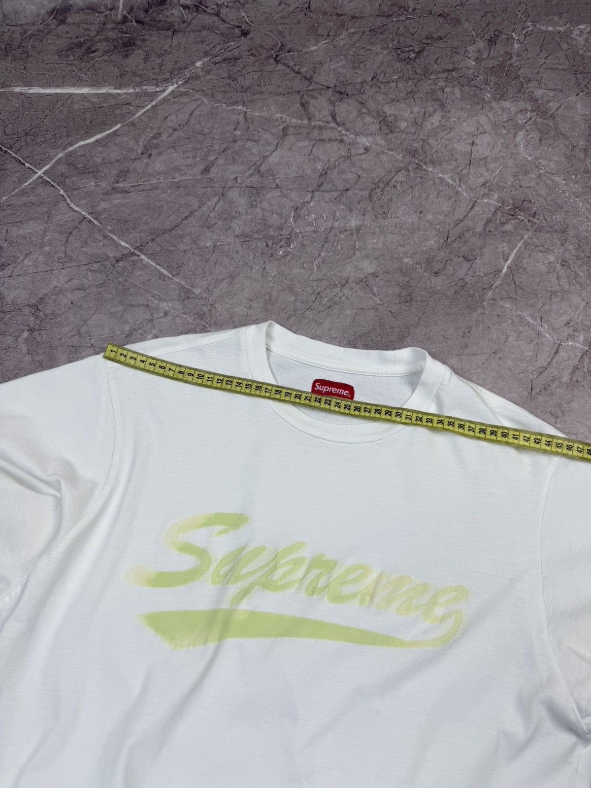Supreme Supreme Big logo Tshirt Size M Size US M / EU 48-50 / 2 - 17 Thumbnail
