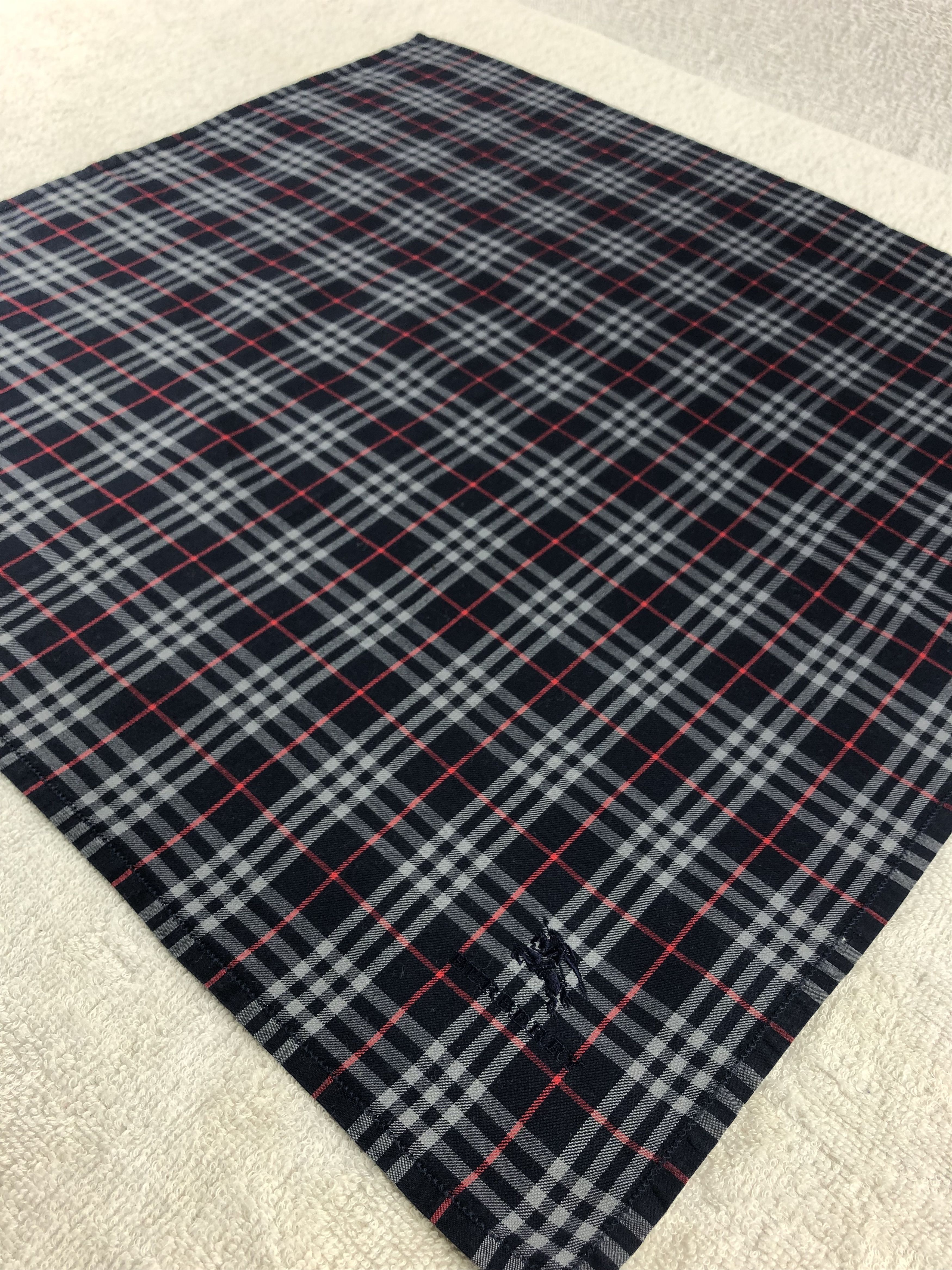 Burberry Burberry Handkerchief / Bandana / Neckerchief Size ONE SIZE - 4 Thumbnail