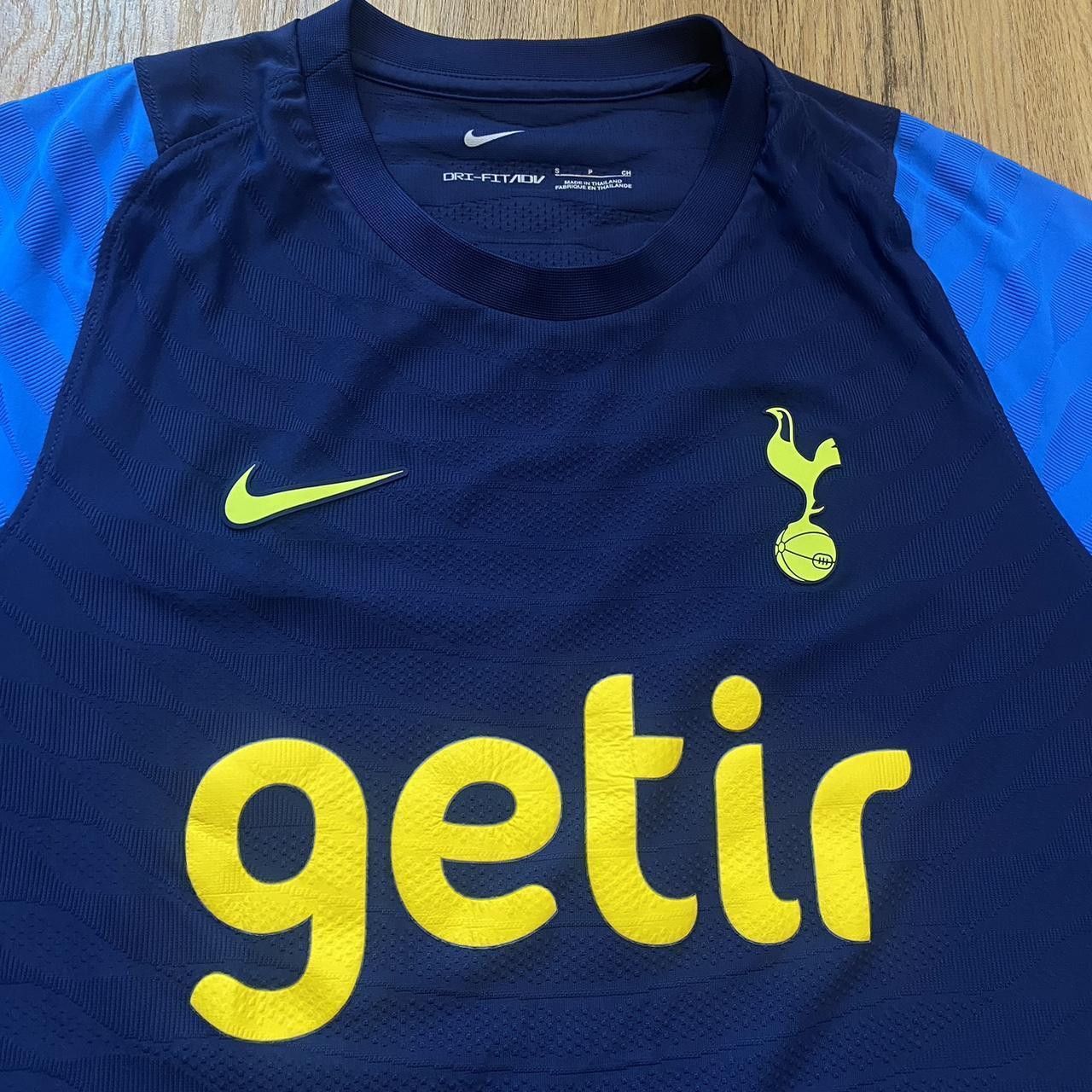 Nike 2022-23 Tottenham *Player Issue Nike Getrit Dri fit Size US S / EU 44-46 / 1 - 3 Thumbnail