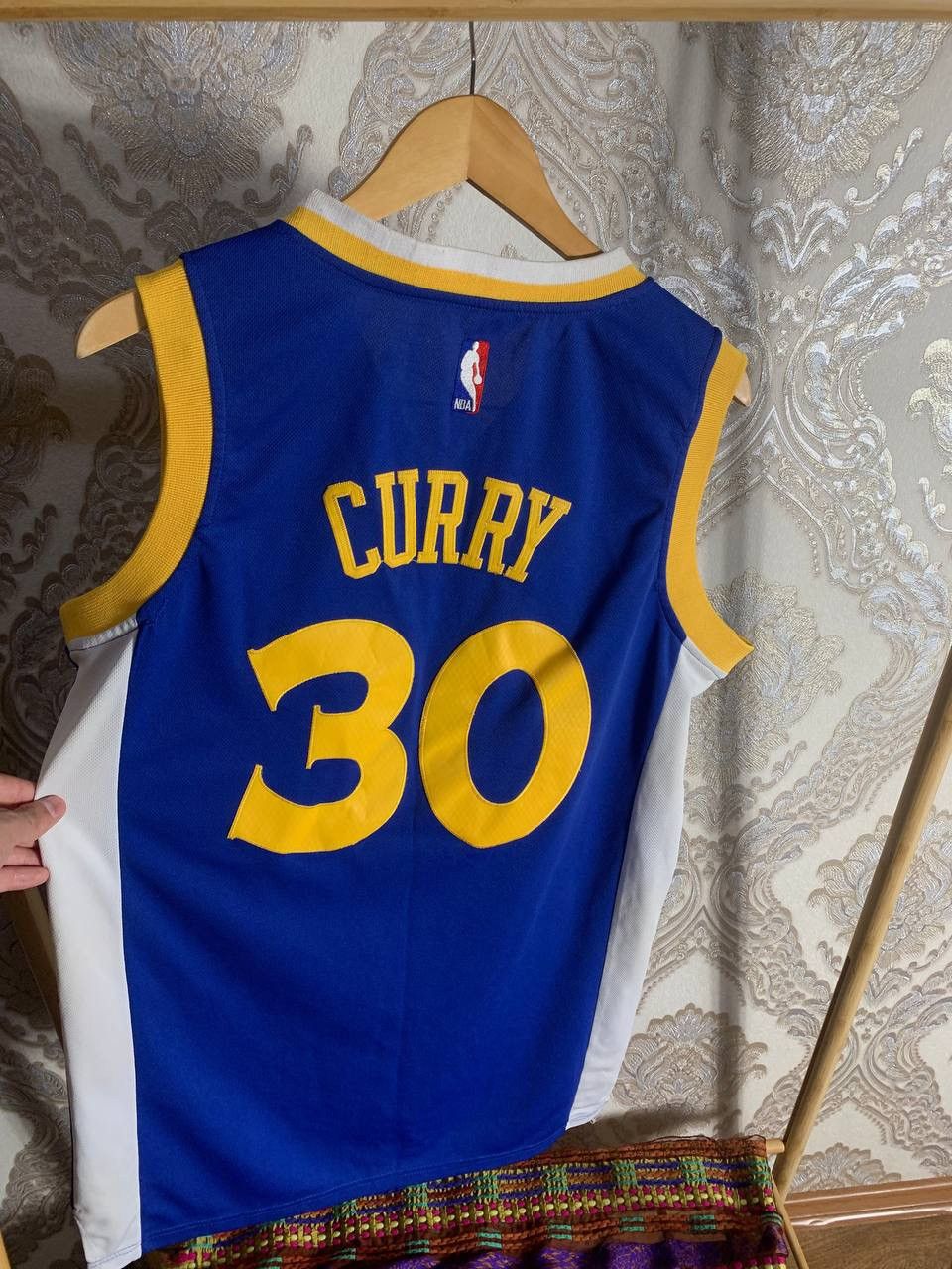 Vintage ADIDAS GOLDEN STATE CURRY 30 NBA JERSEY BASKETBALL Y2K 90s Size US L / EU 52-54 / 3 - 6 Thumbnail