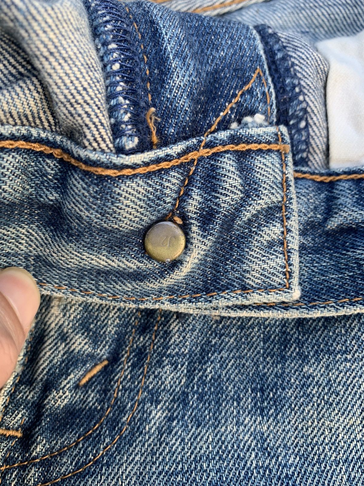 Levi's VINTAGE LEVIS 504Z BIG E TRASHER SELVEDGE DISTRESSED DENIM Size US 30 / EU 46 - 20 Thumbnail