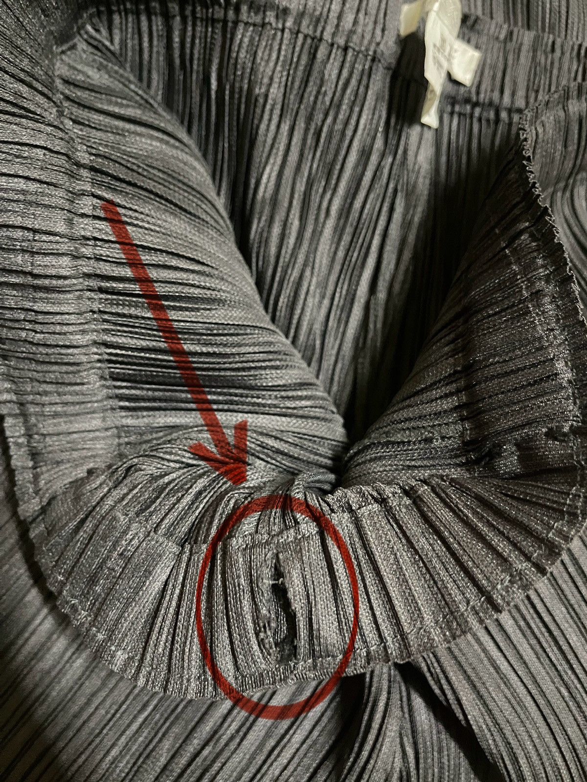 Pleats Please Issey Miyake PLEATS PLEASE High-Waist Tapered Leg Trousers Size 30" / US 8 / IT 44 - 15 Thumbnail