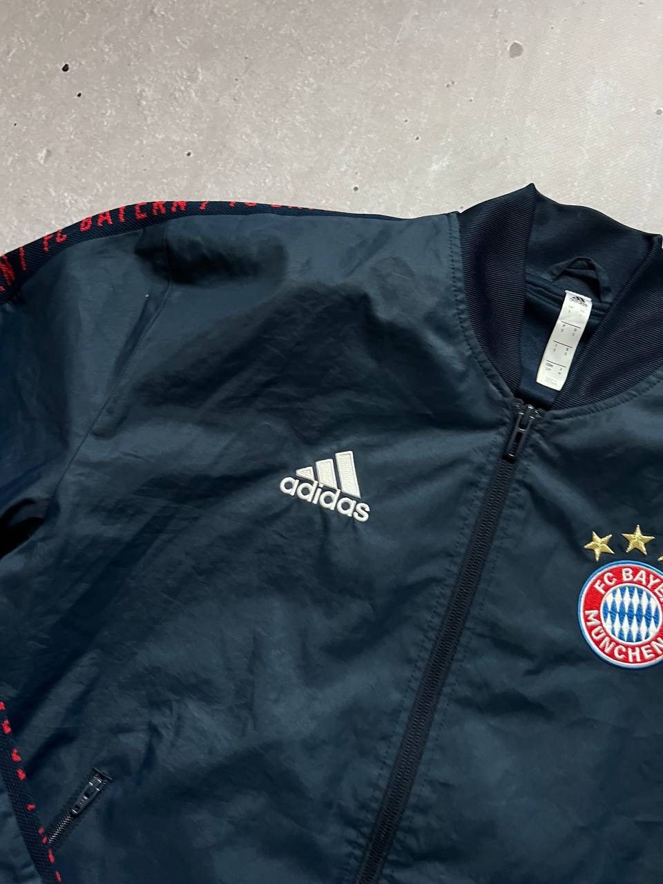 Adidas Bayern Munich Anthem Jacket / Bomber Jacket Adidas Size S Size US S / EU 44-46 / 1 - 2 Thumbnail