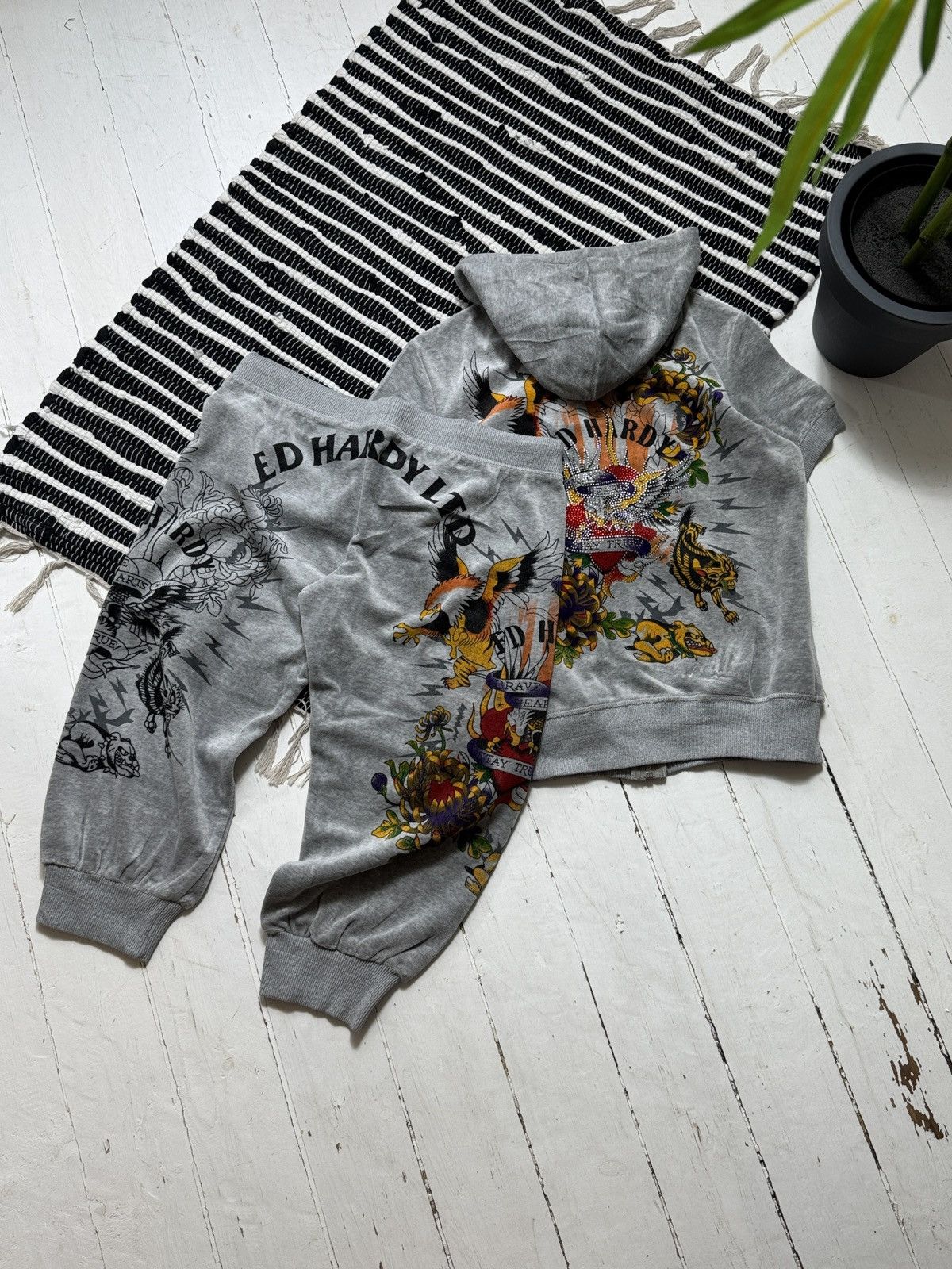 Ed Hardy VINTAGE ED HARDY VELOUR 2000s PRINTED TRACKSUIT / SET Size M / US 6-8 / IT 42-44 - 1 Thumbnail