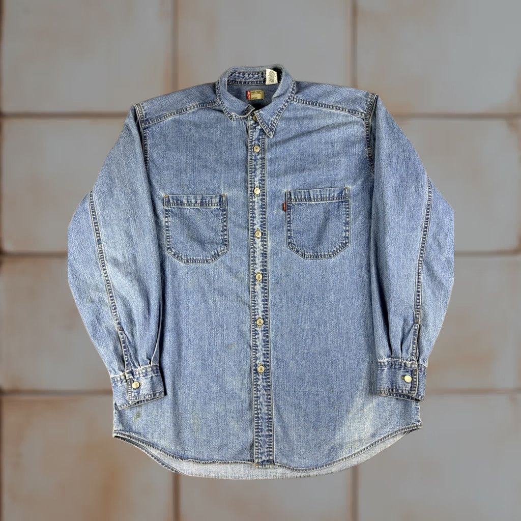 Levi's VINTAGE Levi’s Denim Shirt Men’s Size M Long Sleeve 90s Button-Up Blue Size US M / EU 48-50 / 2 - 1 Thumbnail