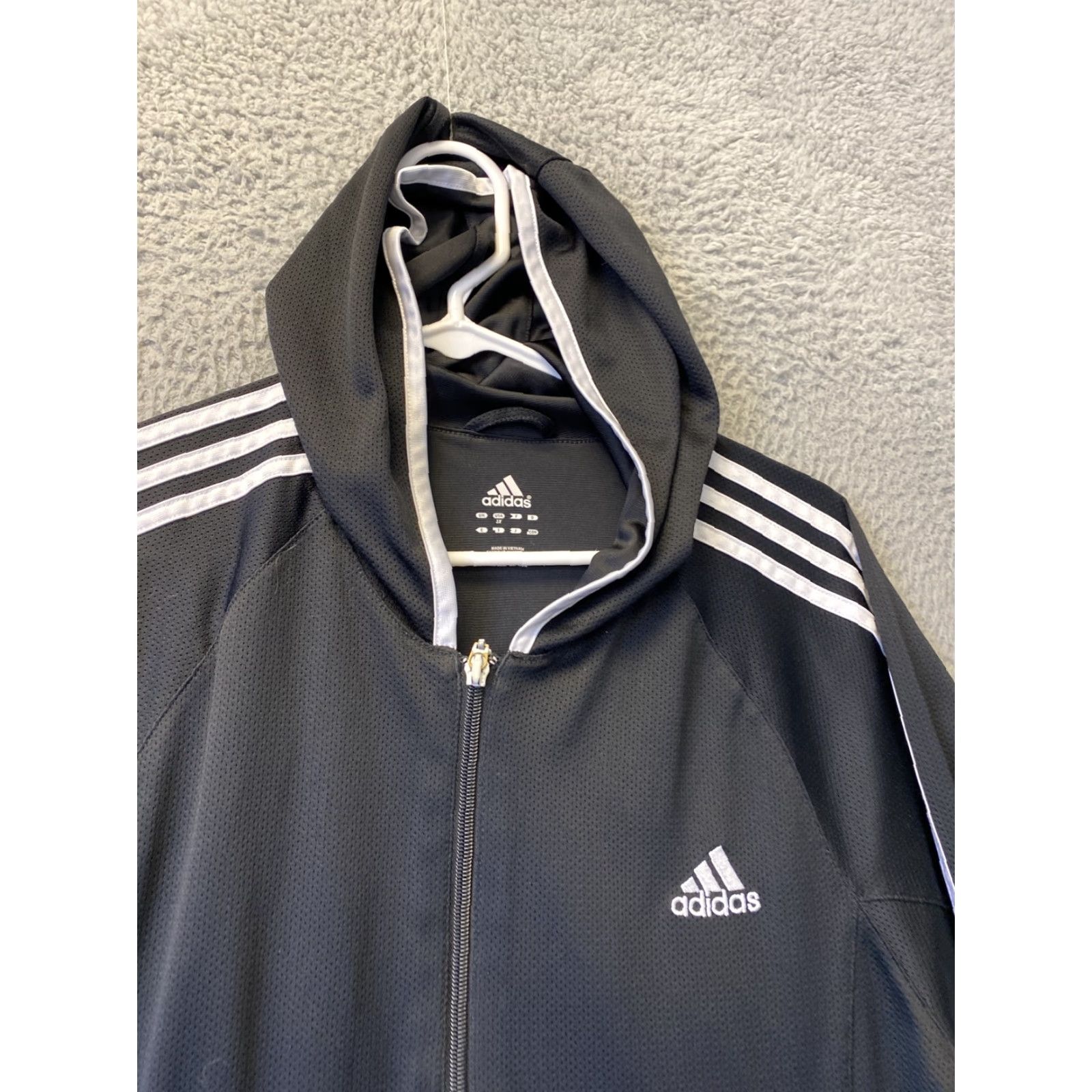 Adidas VINTAGE Adidas Track Jacket Mens Black XL Zip Up 3 Stripes Running Active 54-47 Size US XL / EU 56 / 4 - 3 Thumbnail