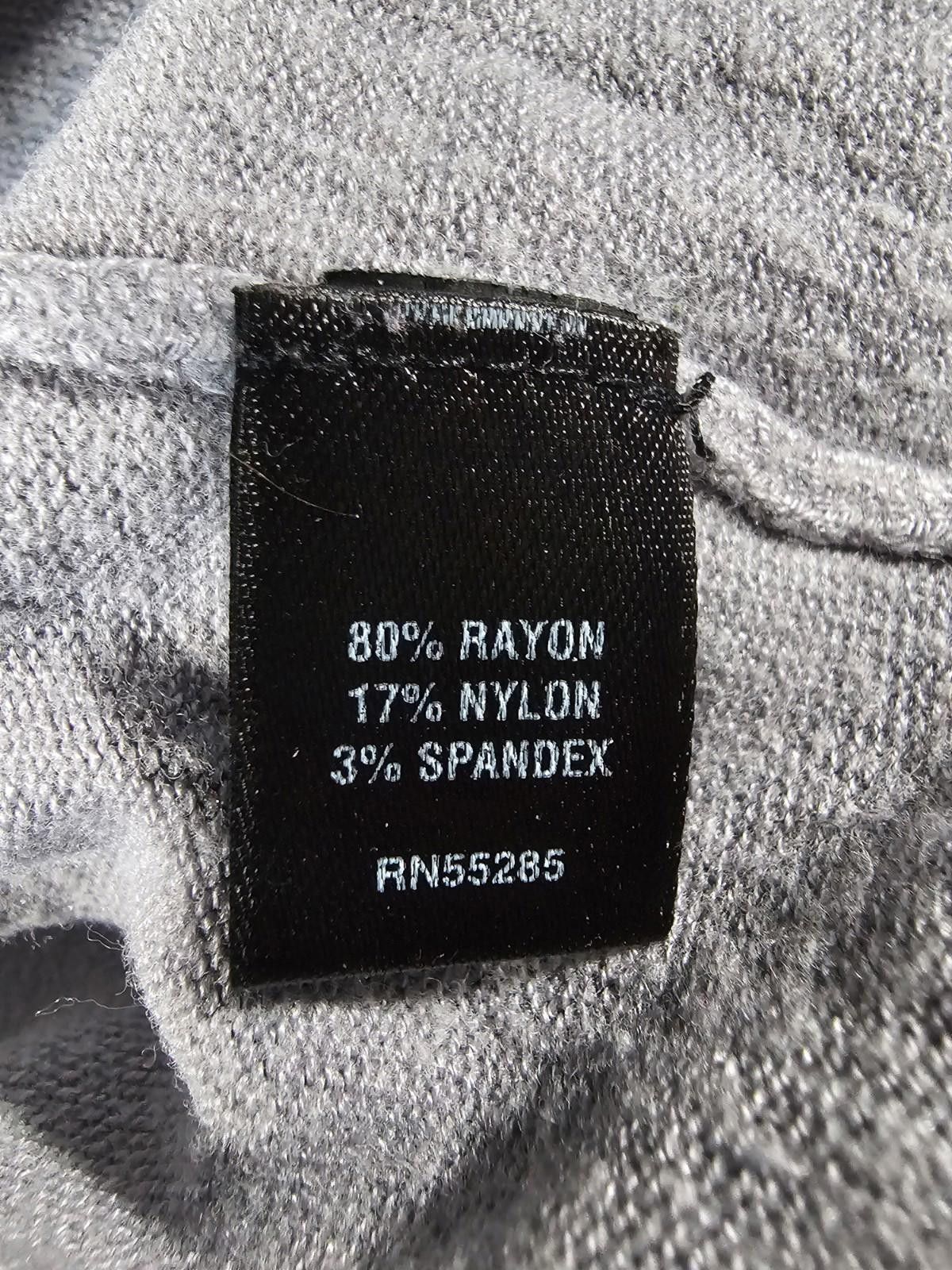 Express Express Ruffled Vneck M Gray Sweater Size M / US 6-8 / IT 42-44 - 9 Thumbnail